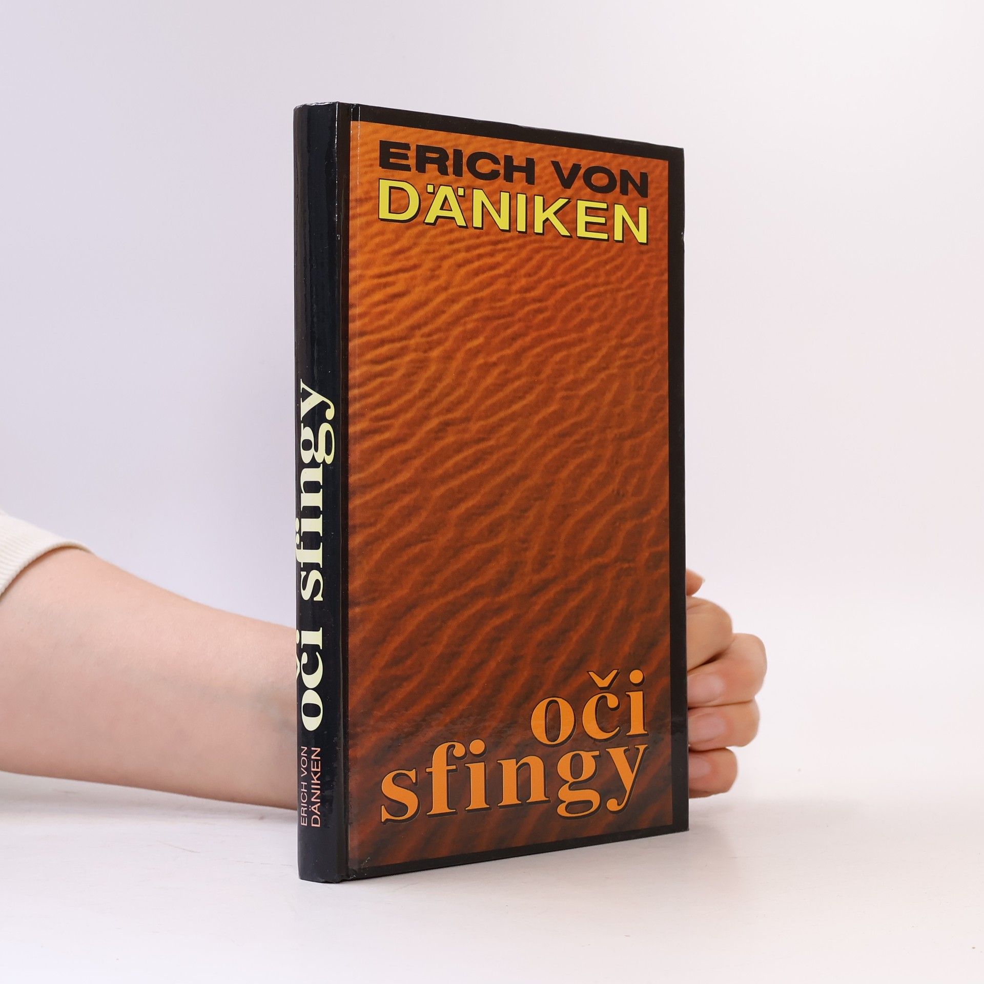 Erich von Däniken Oči sfingy