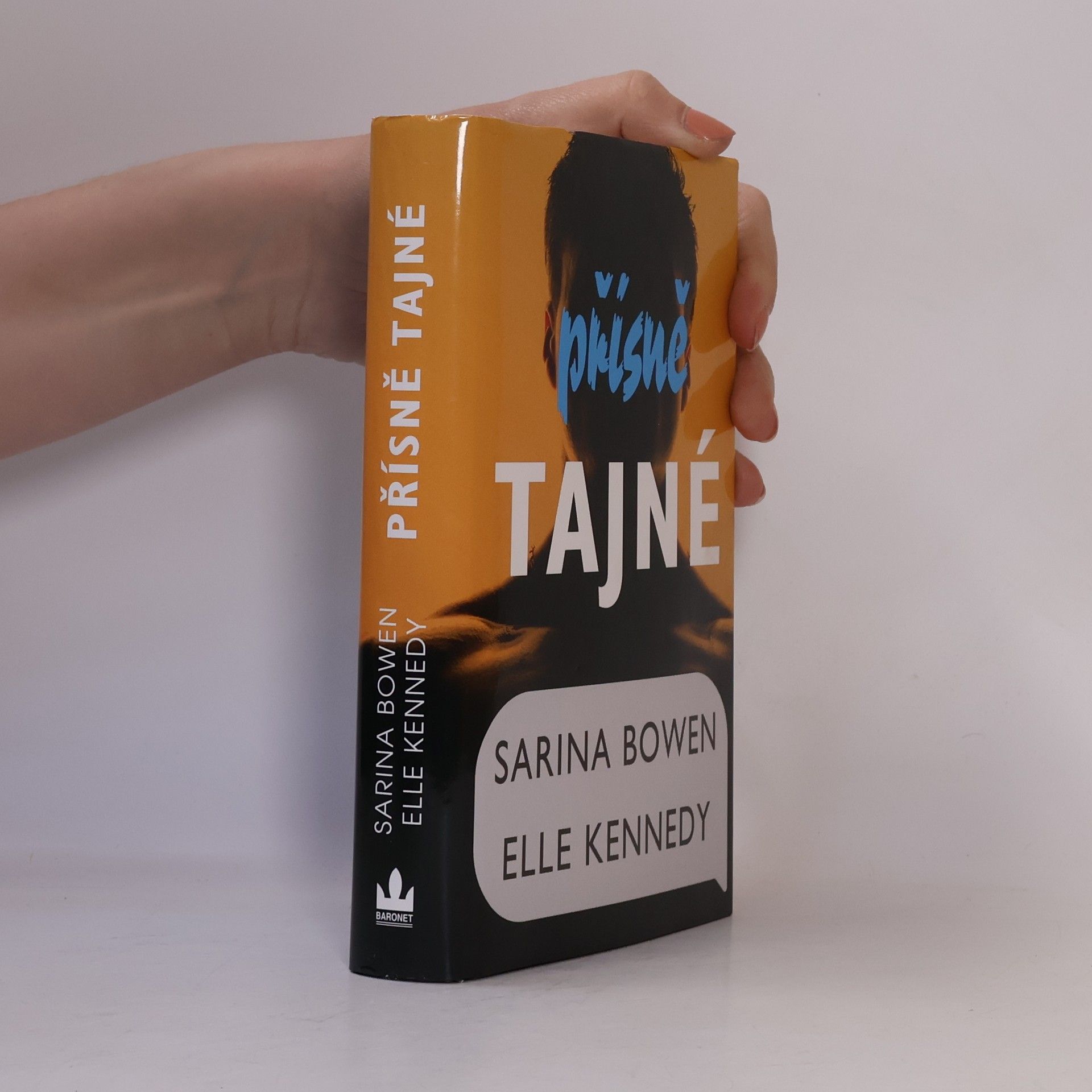 Sarina Bowen Přísně tajné