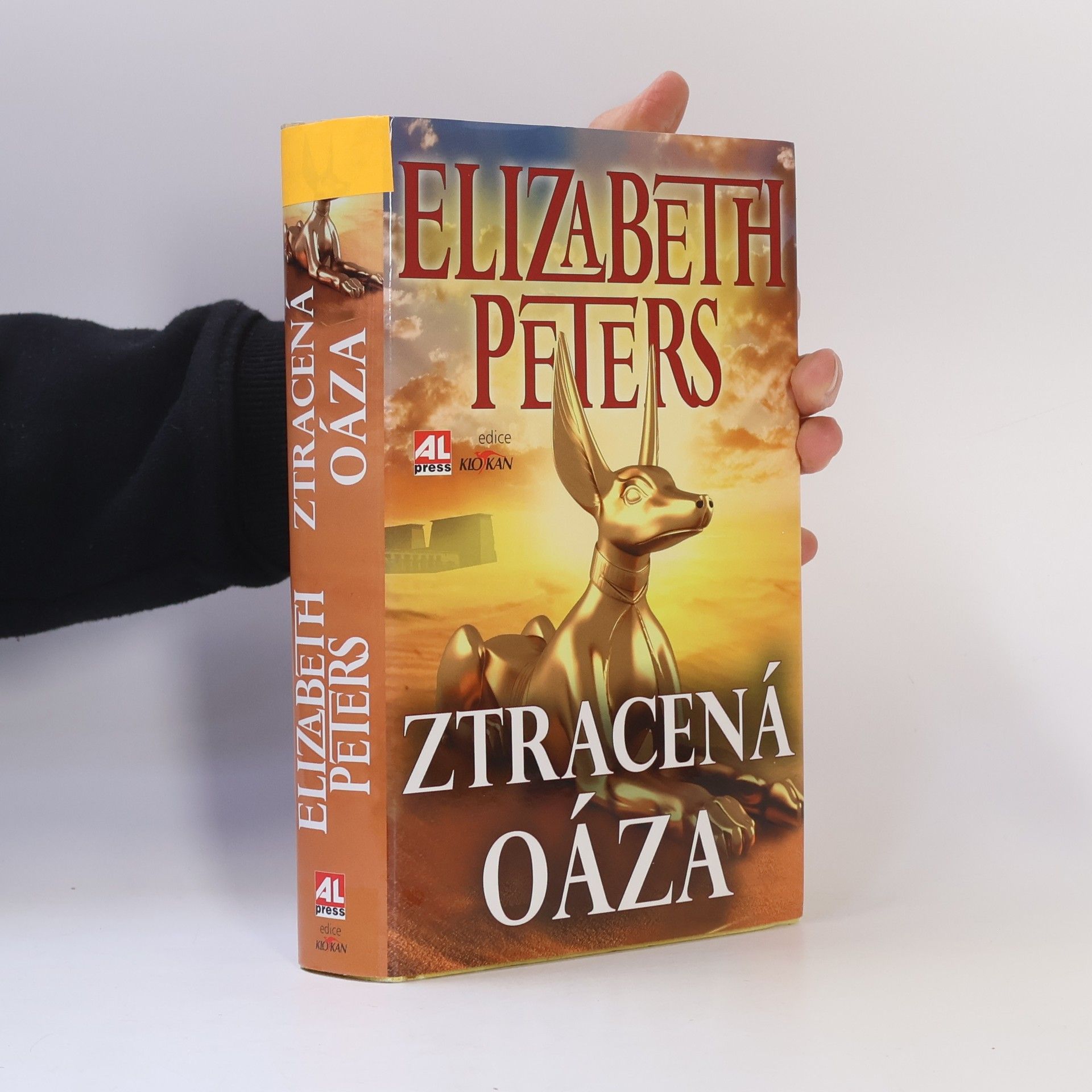 Elizabeth Peters Ztracená oáza