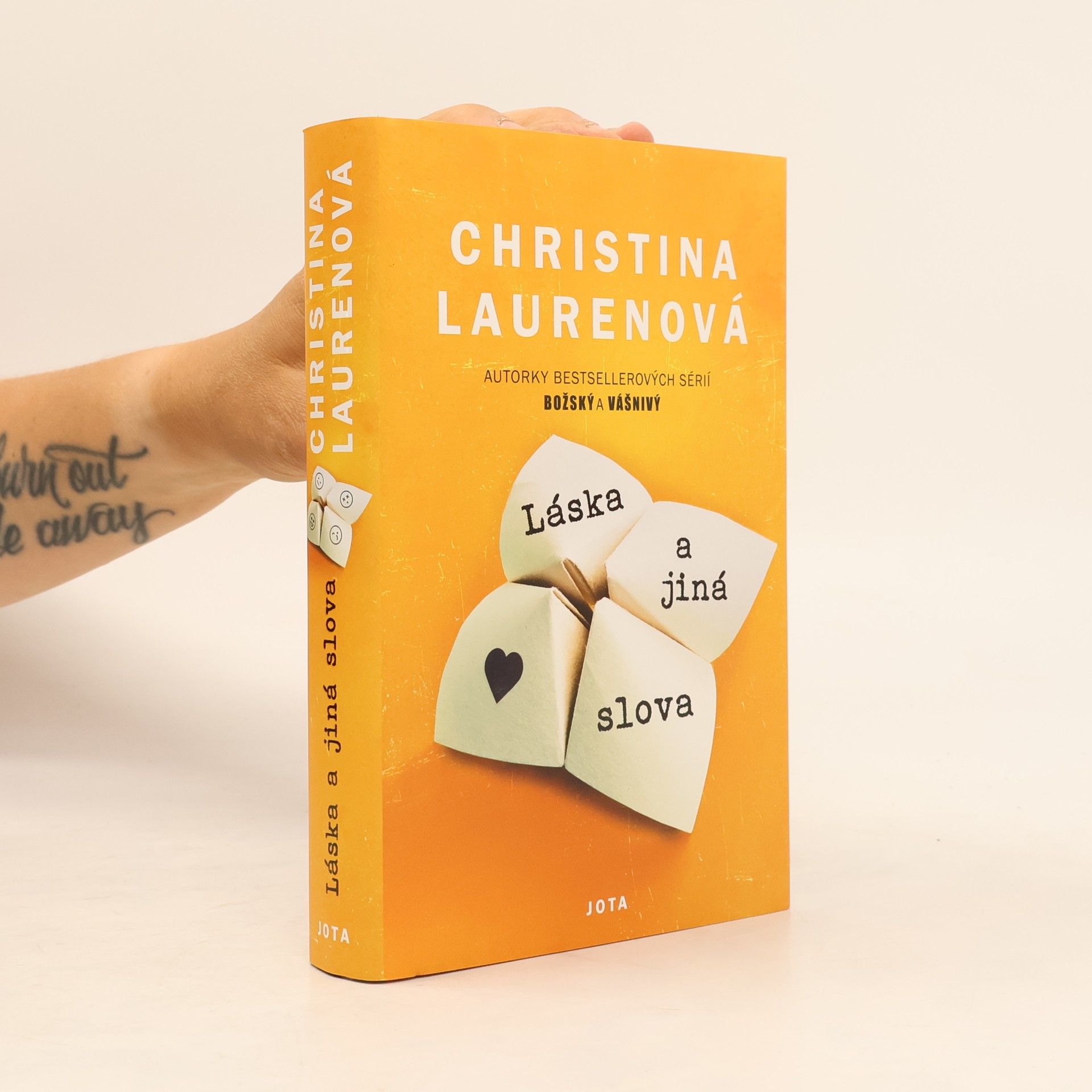 Christina Lauren Láska a jiná slova