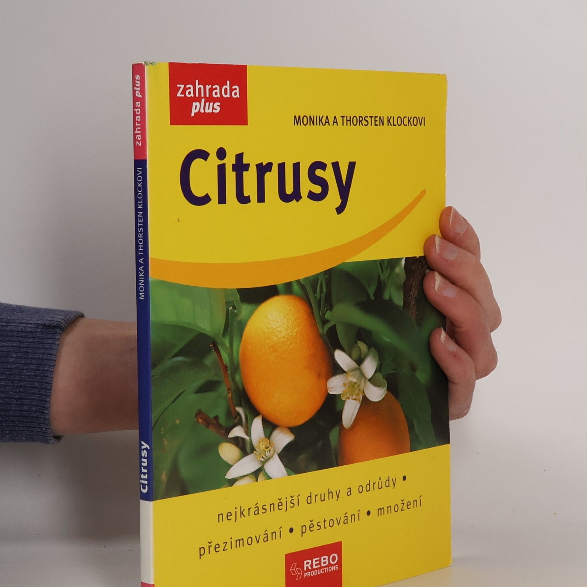 Citrusy : nejkrásnější druhy a odrůdy, přezimování, pěstování, množení