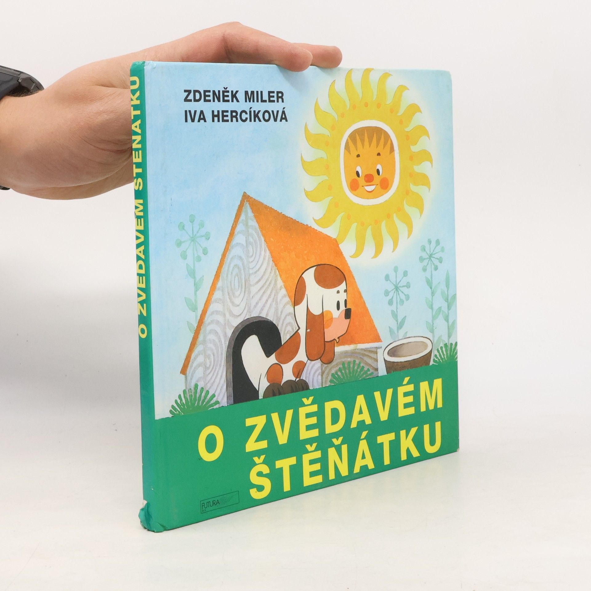 Iva Hercíková O zvědavém štěňátku