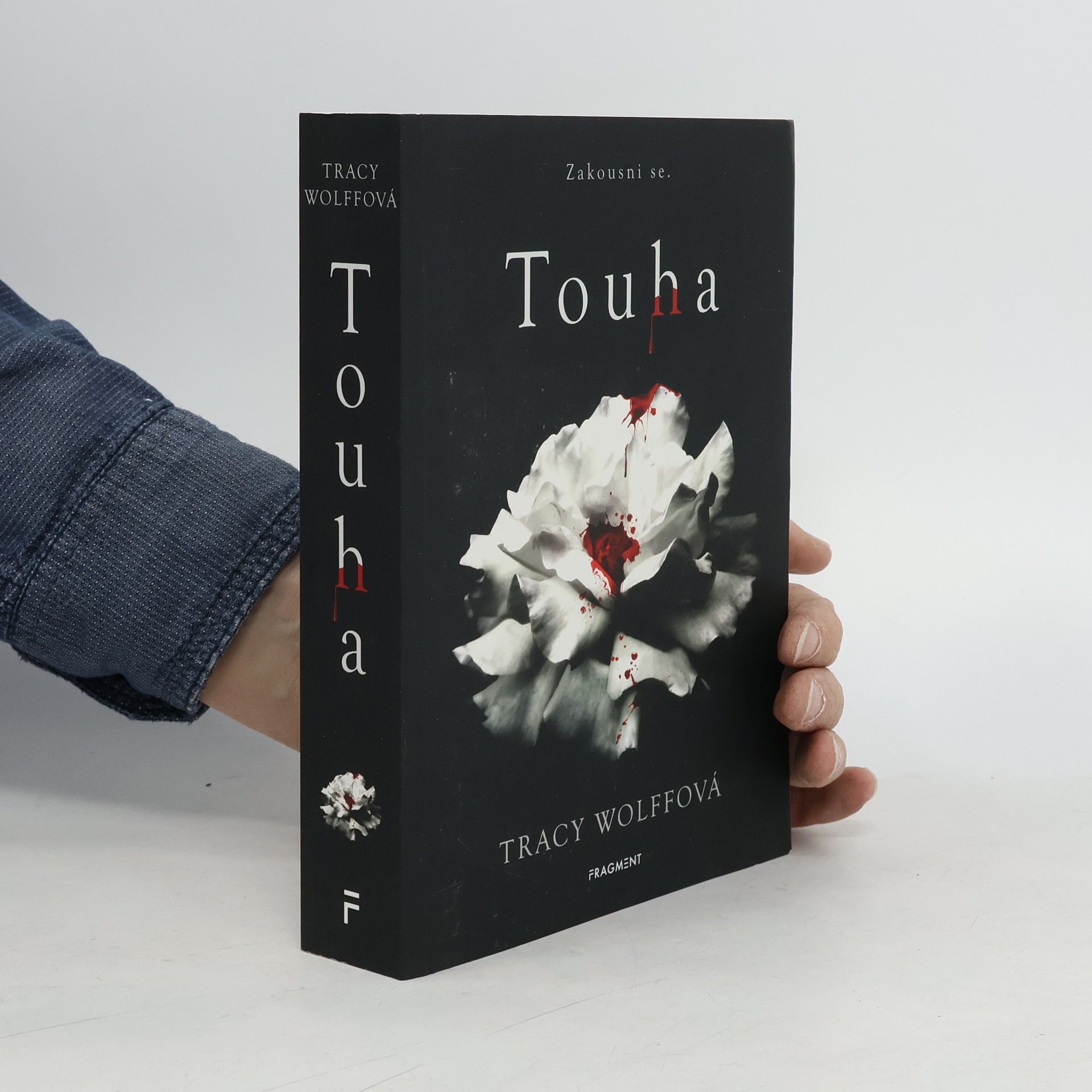 Tracy Wolff Touha