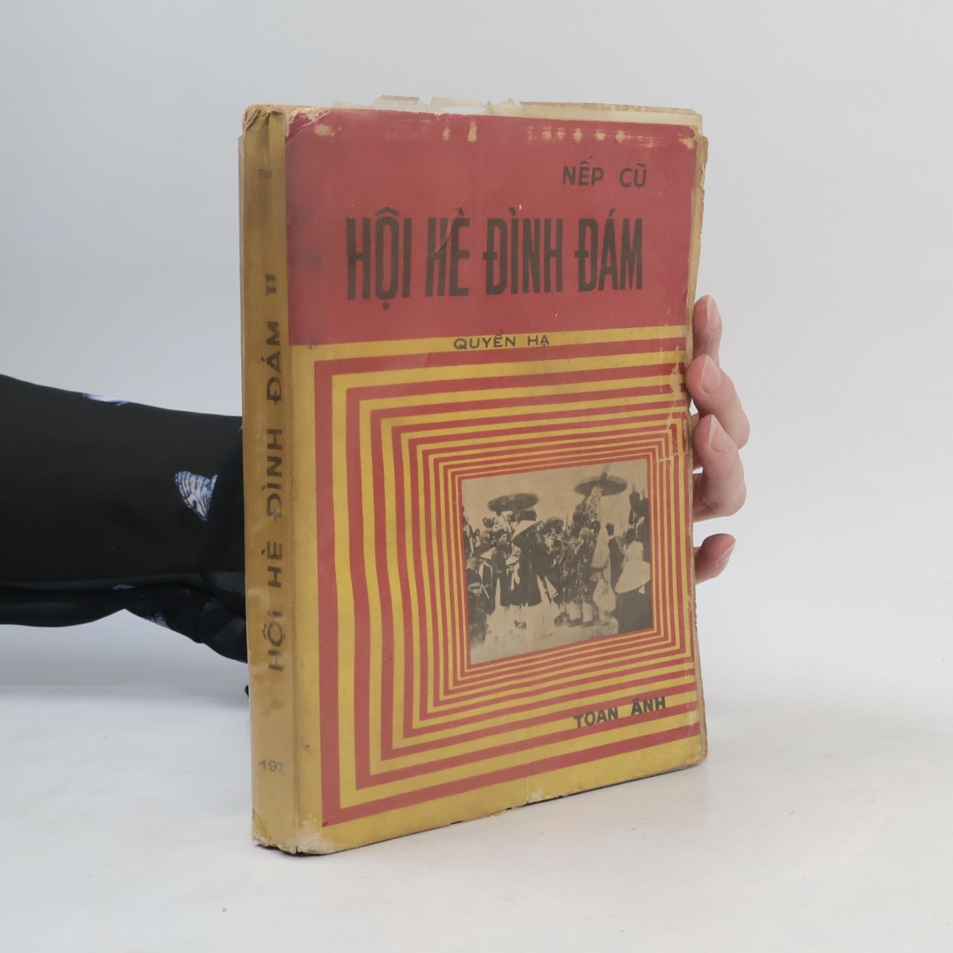 Quyen Hai Hội hè đình đám