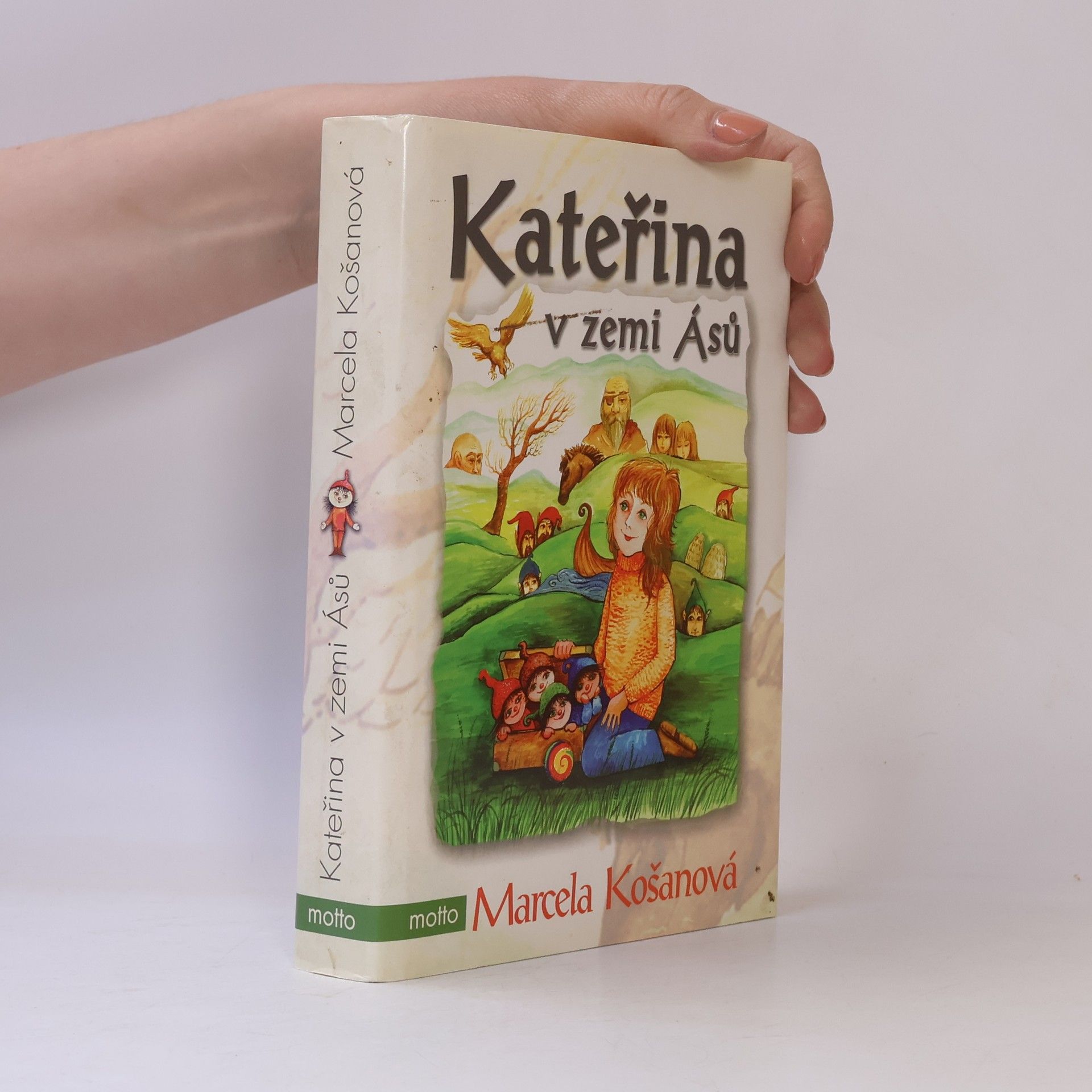 Marcela Košanová Kateřina v zemi Ásů