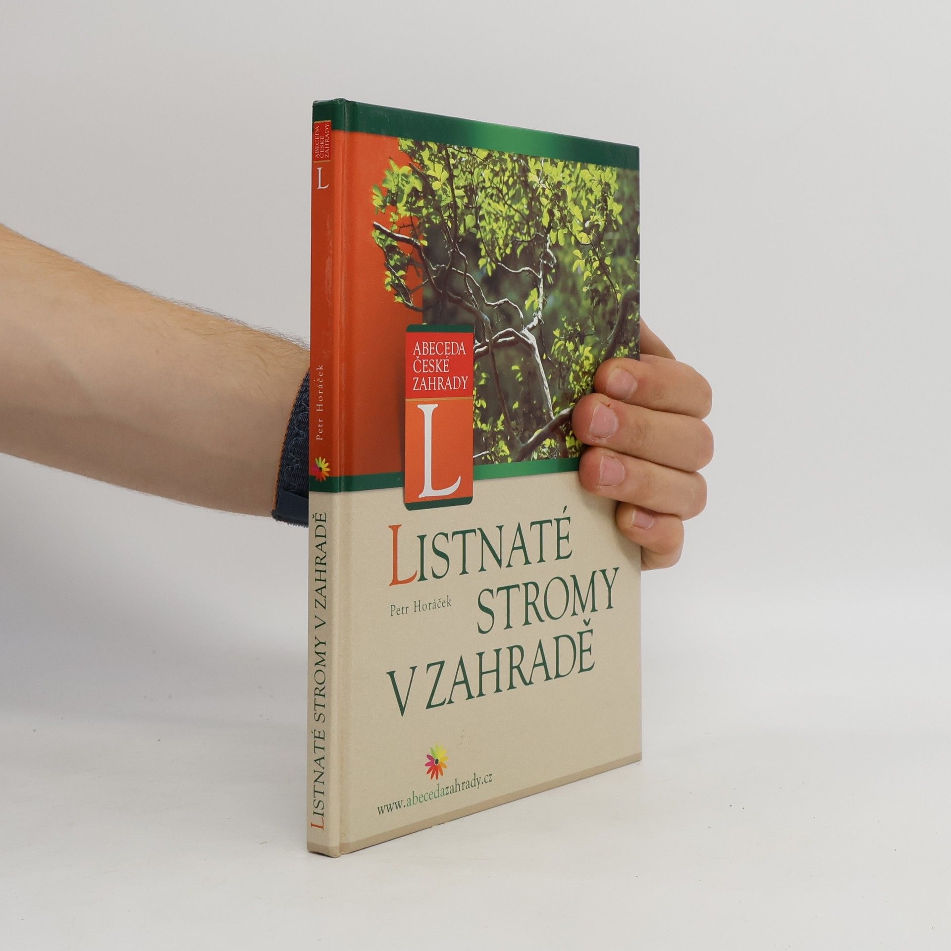 Petr Horáček Listnaté stromy v zahradě