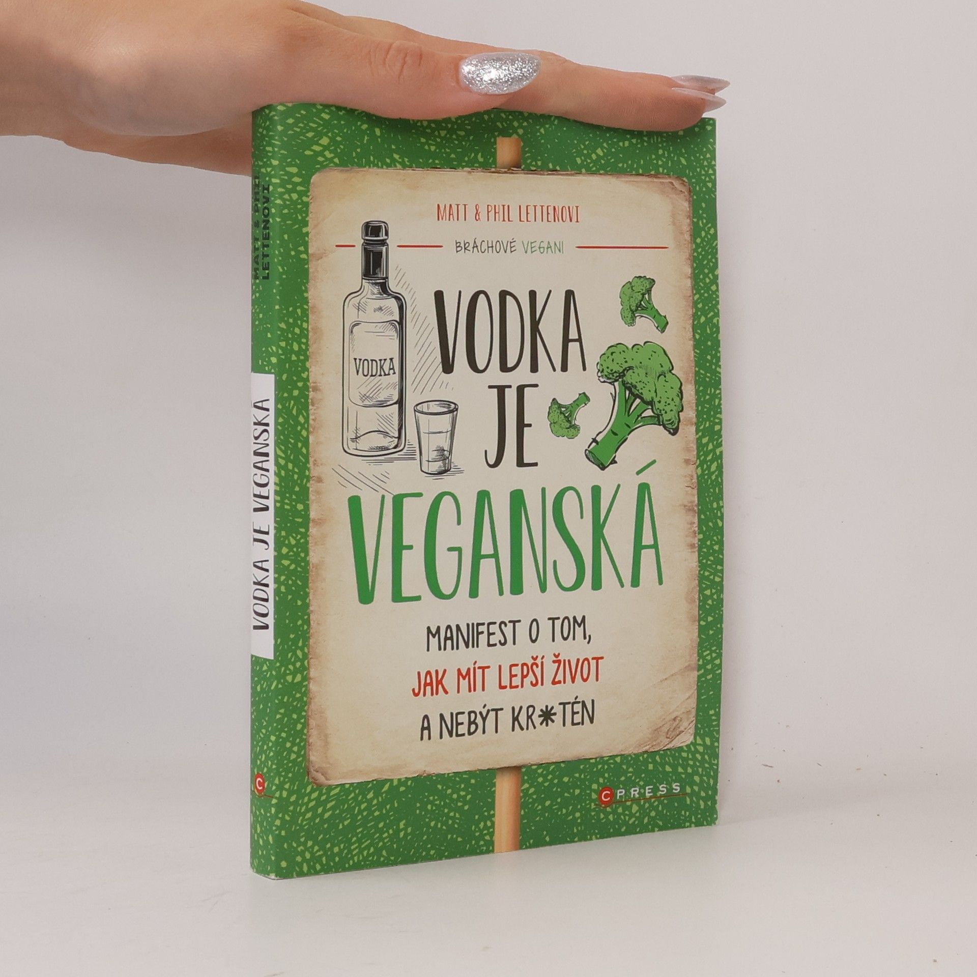 Phil Letten Vodka je veganská