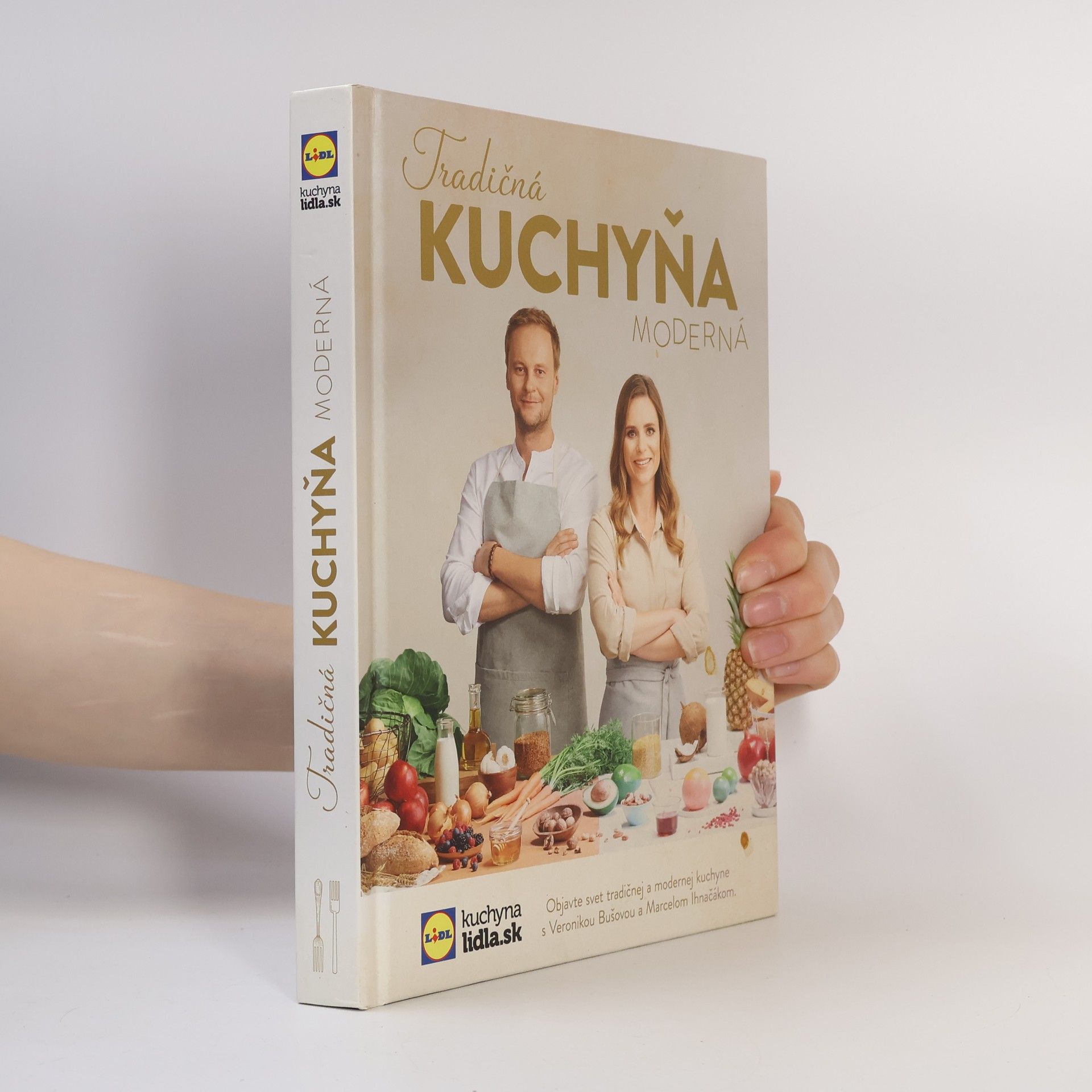 Veronika Bušová Tradičná kuchyňa moderná