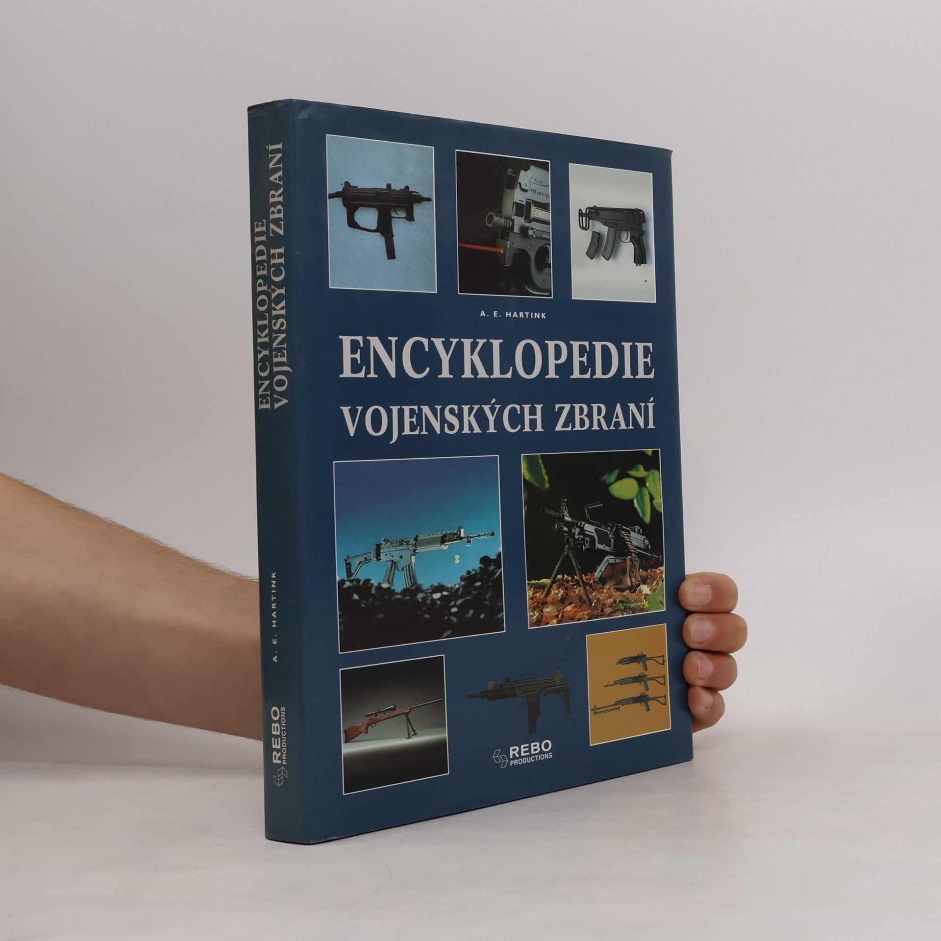 A. E. Hartink Encyklopedie vojenských zbraní