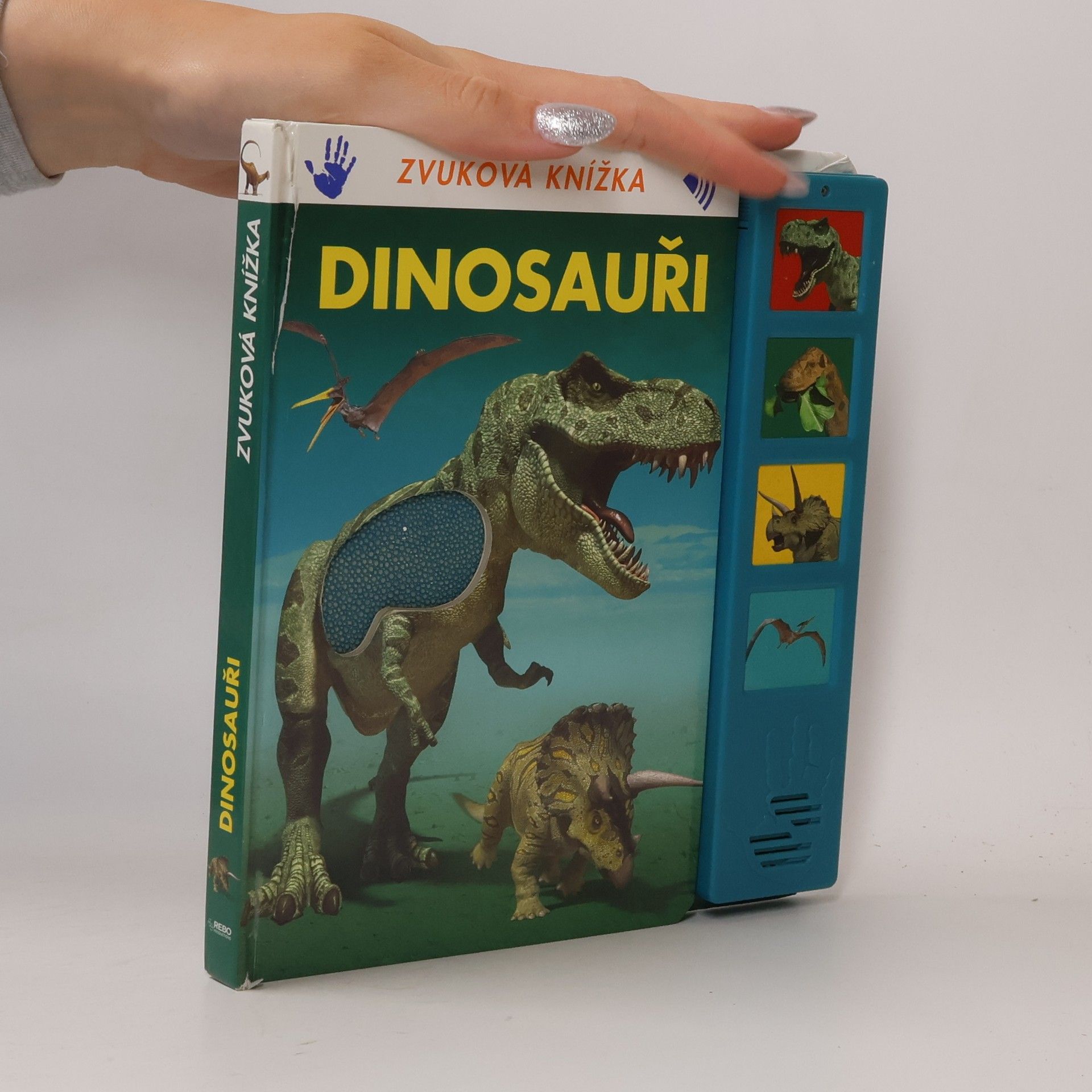 Tomáš Kapic Dinosauři. Zvuková knížka
