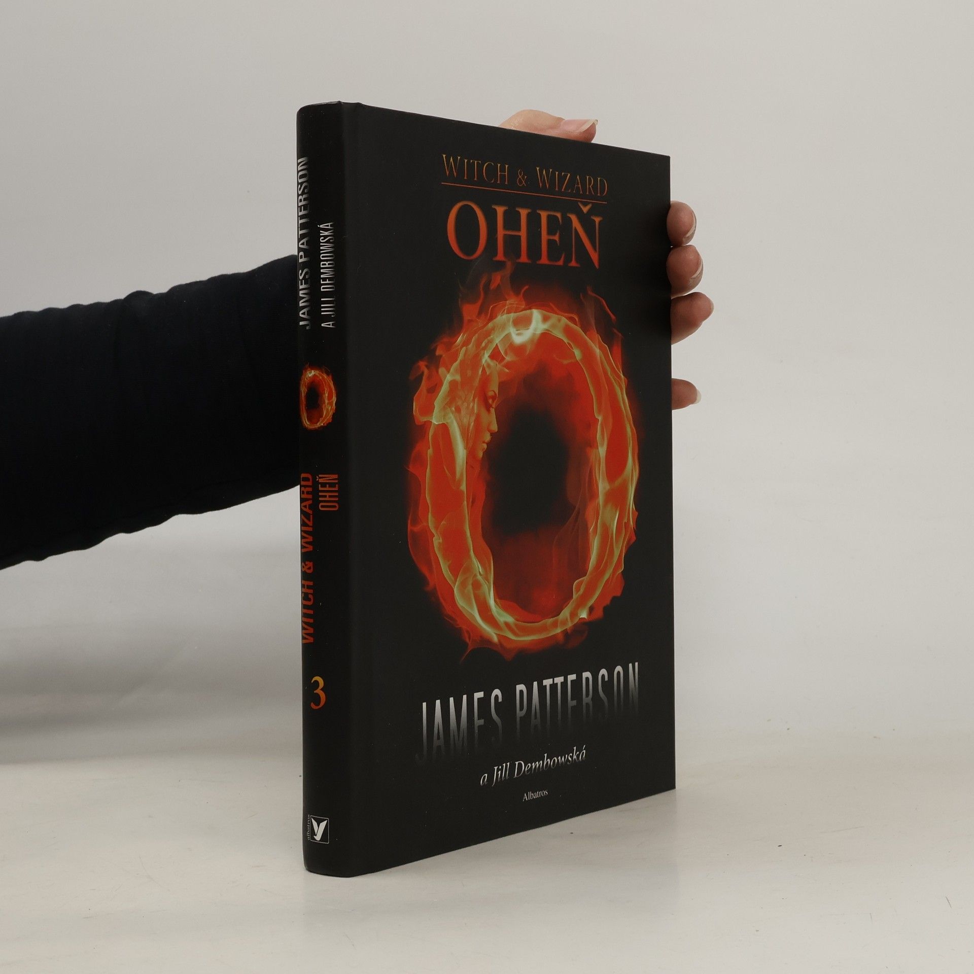 James Patterson Čarodějka a čaroděj 3 – Oheň