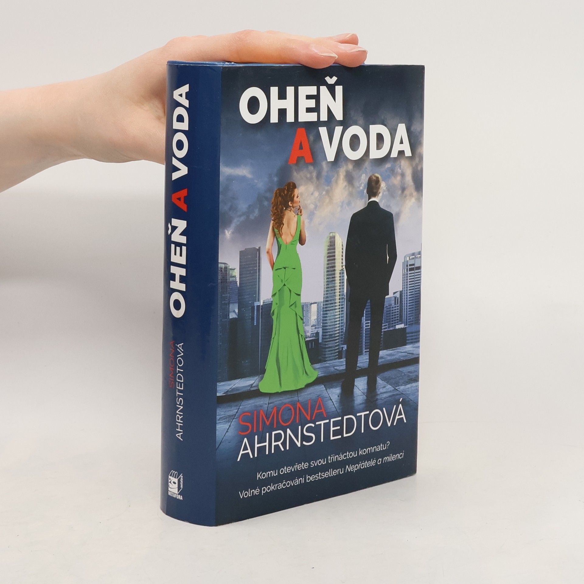 Simona Ahrnstedt Oheň a voda