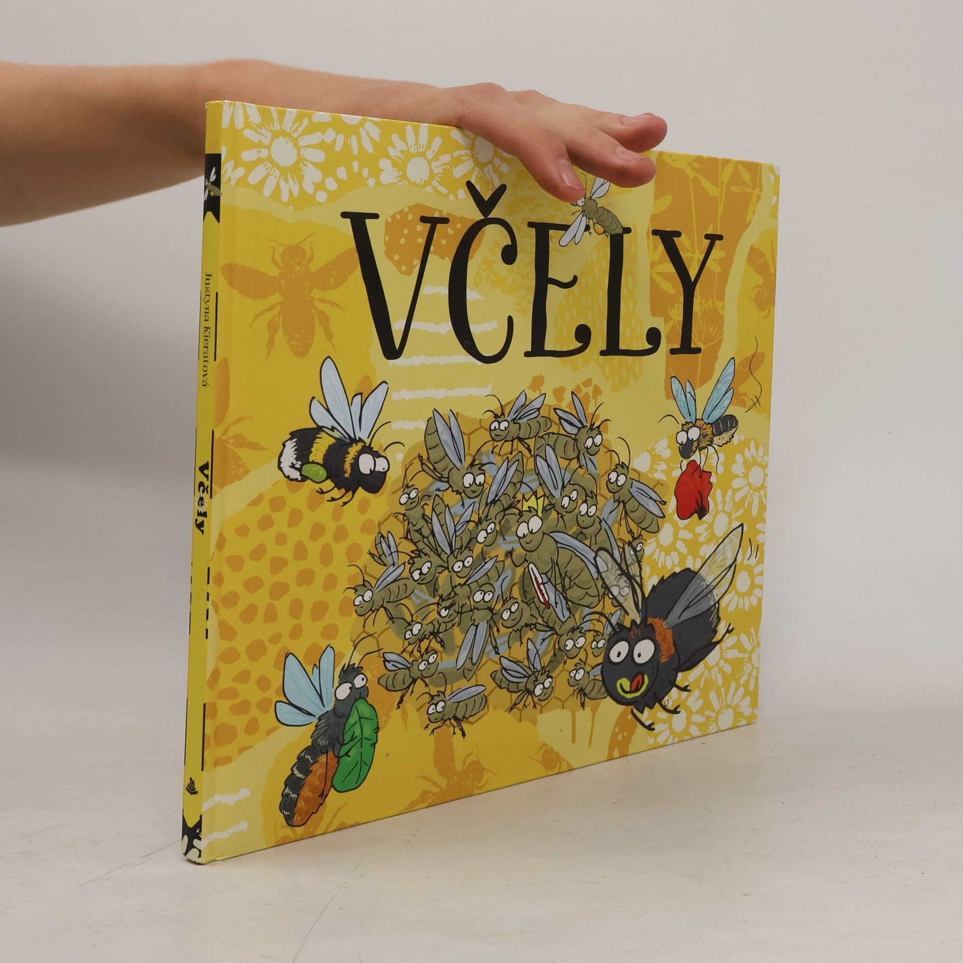 Justyna Kierat Včely