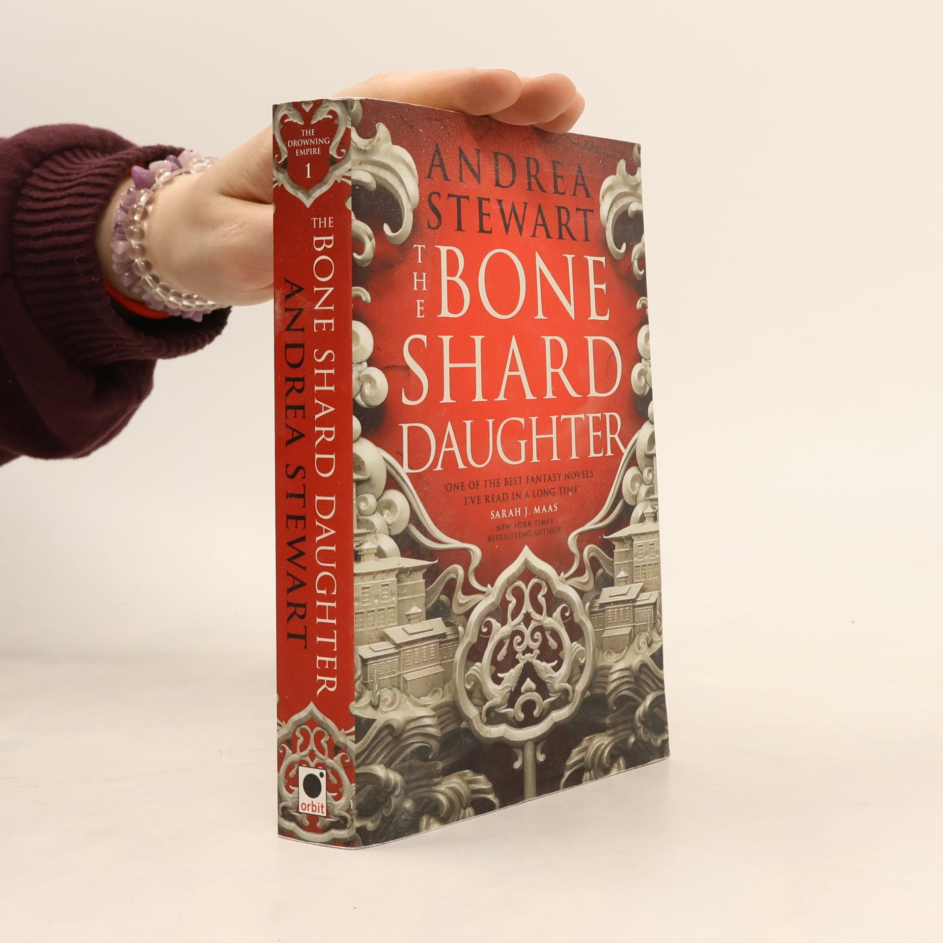 Andrea Stewart The Bone Shard Daughter