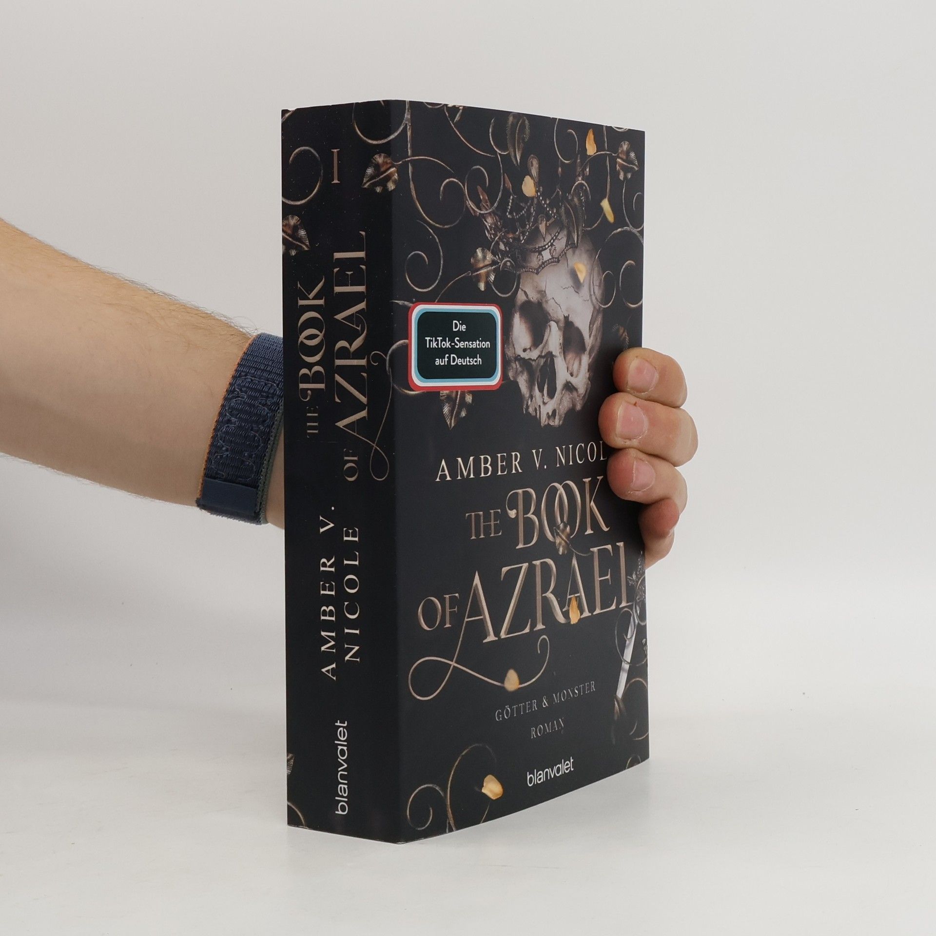 Amber V. Nicole The Book of Azrael