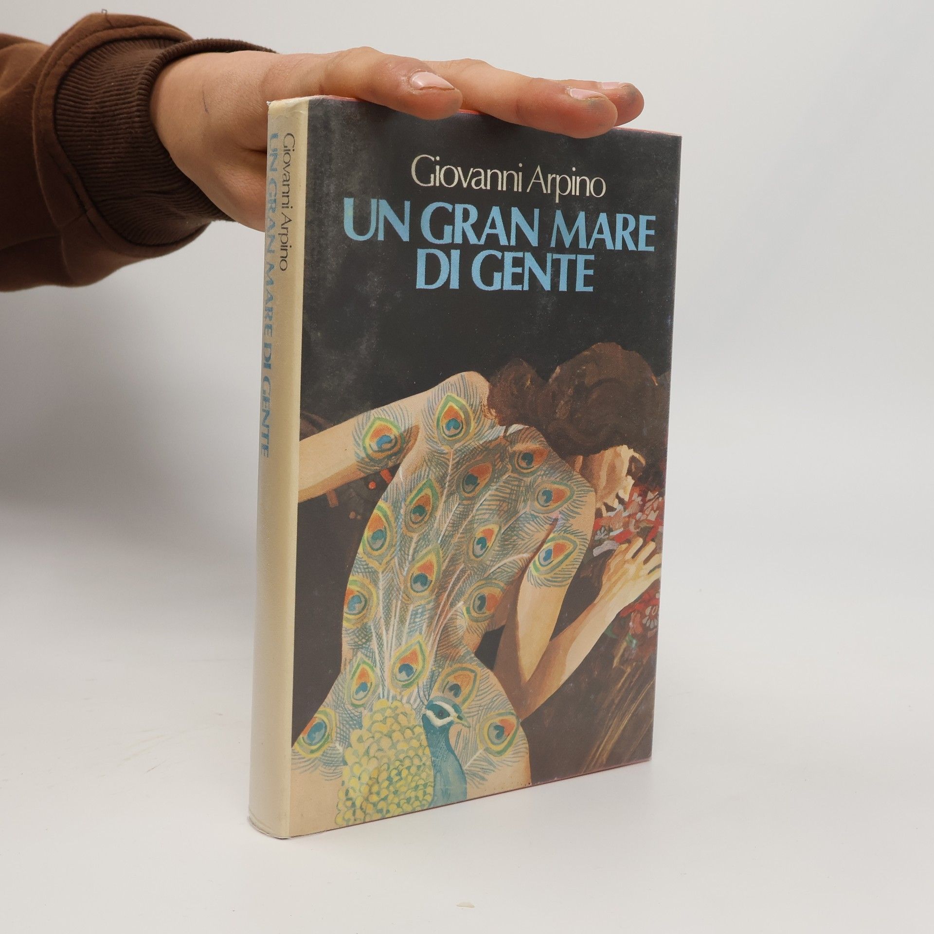 Giovanni Arpino Un gran mare di gente