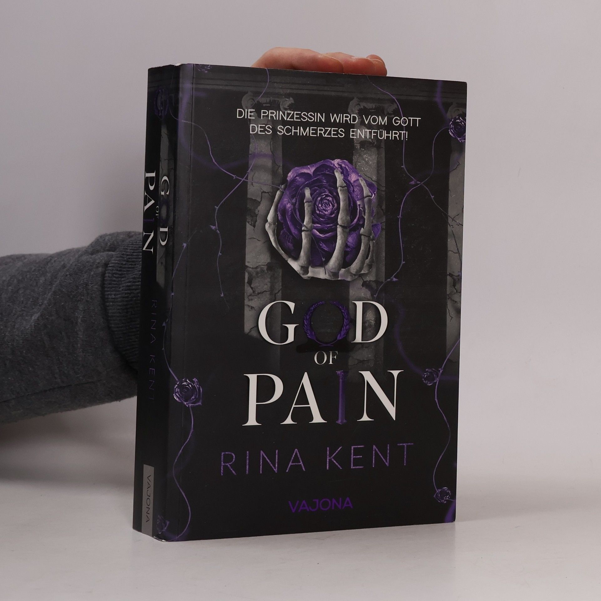 Rina Kent God of Pain - Verbotene Liebe