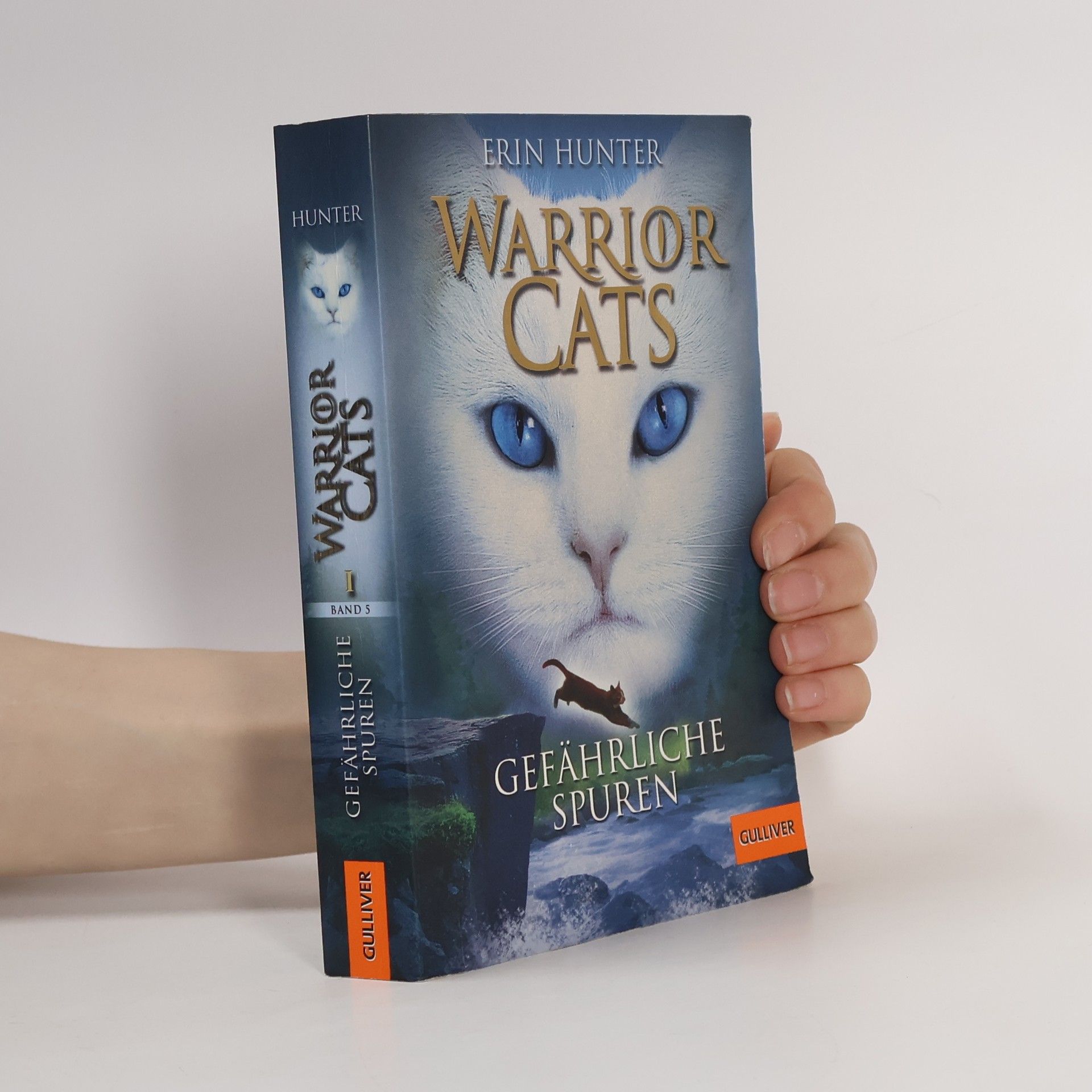 Erin Hunter Warrior Cats. Gefährliche Spuren