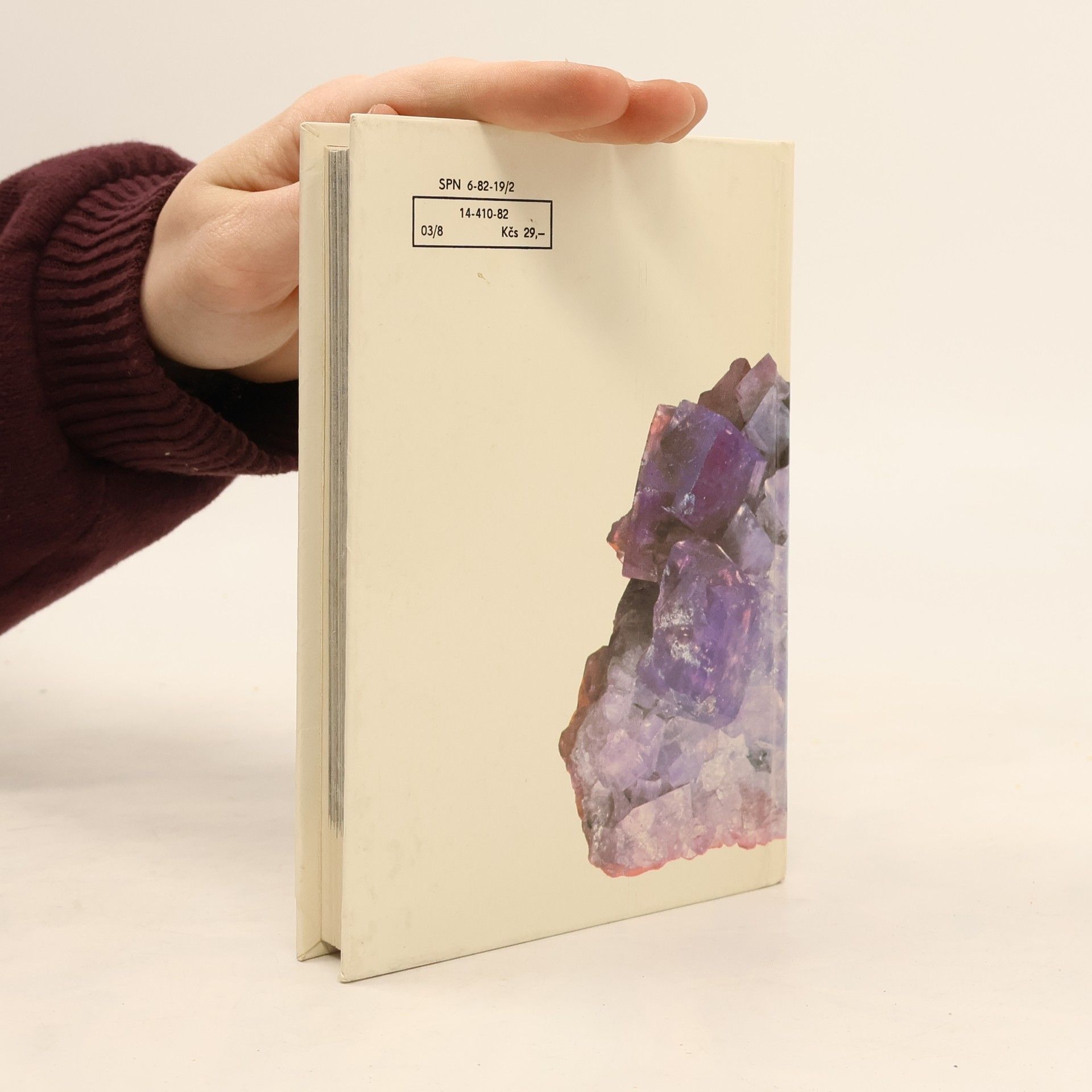 Karel Tuček Kapesní atlas nerostů a hornin