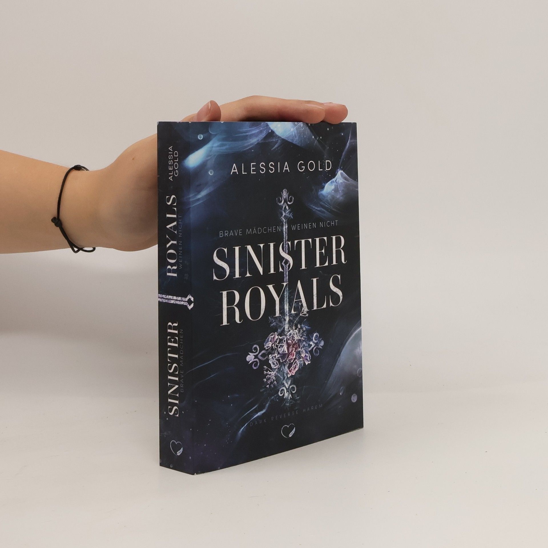 Alessia Gold Sinister Royals