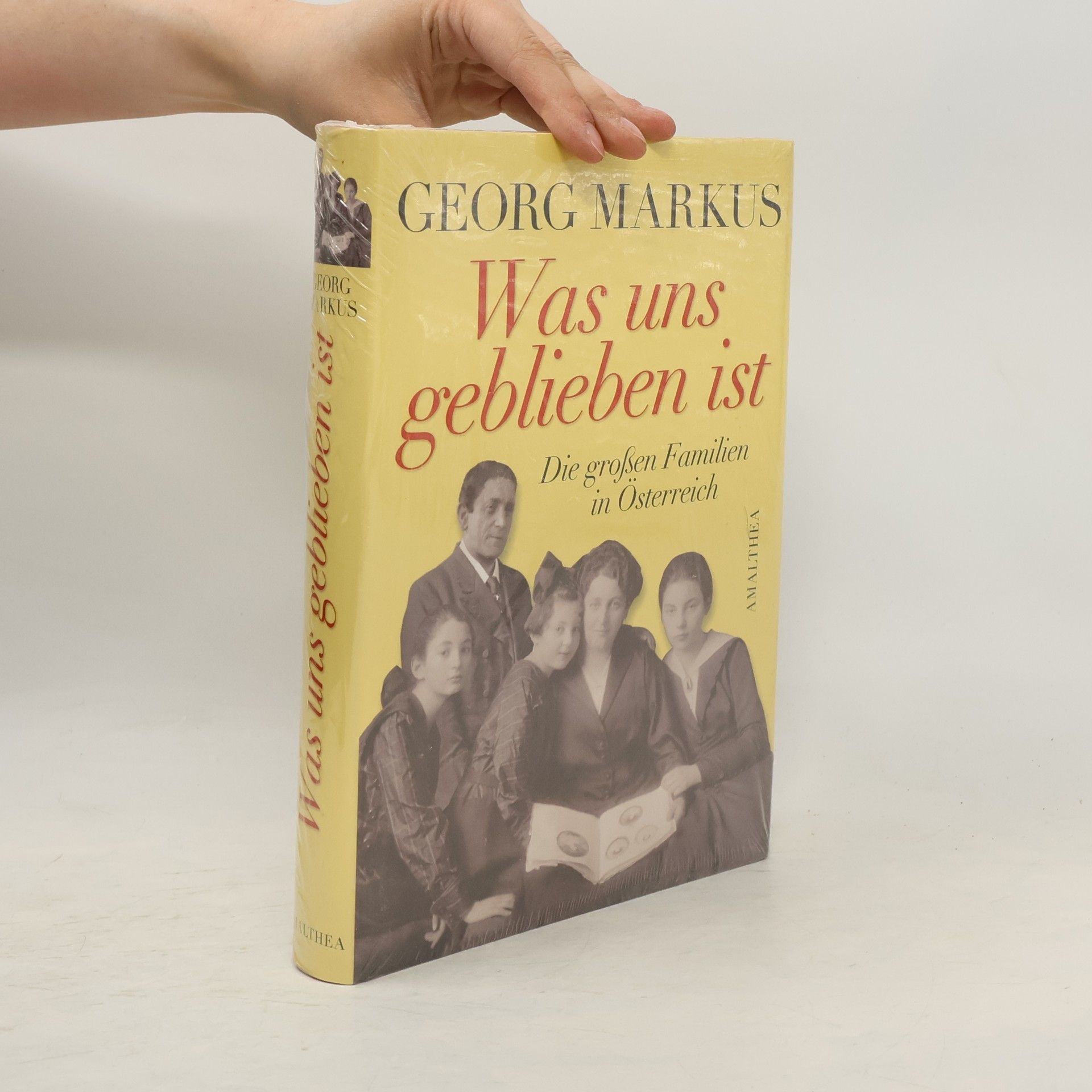 Was uns geblieben ist : das österreichische Familienbuch