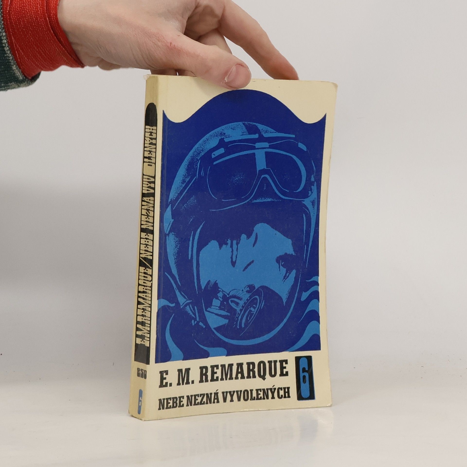 Erich Maria Remarque Nebe nezná vyvolených