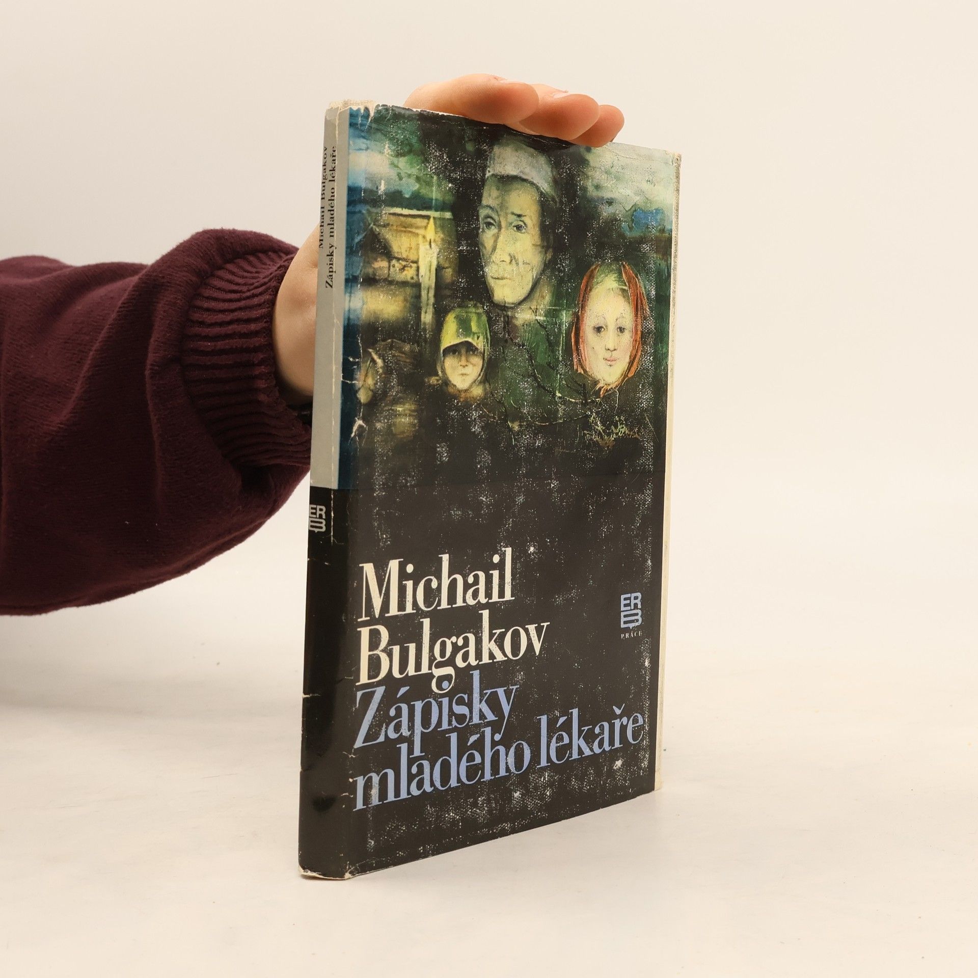 Mikhail Afanasyevich Bulgakov Zápisky mladého lékaře