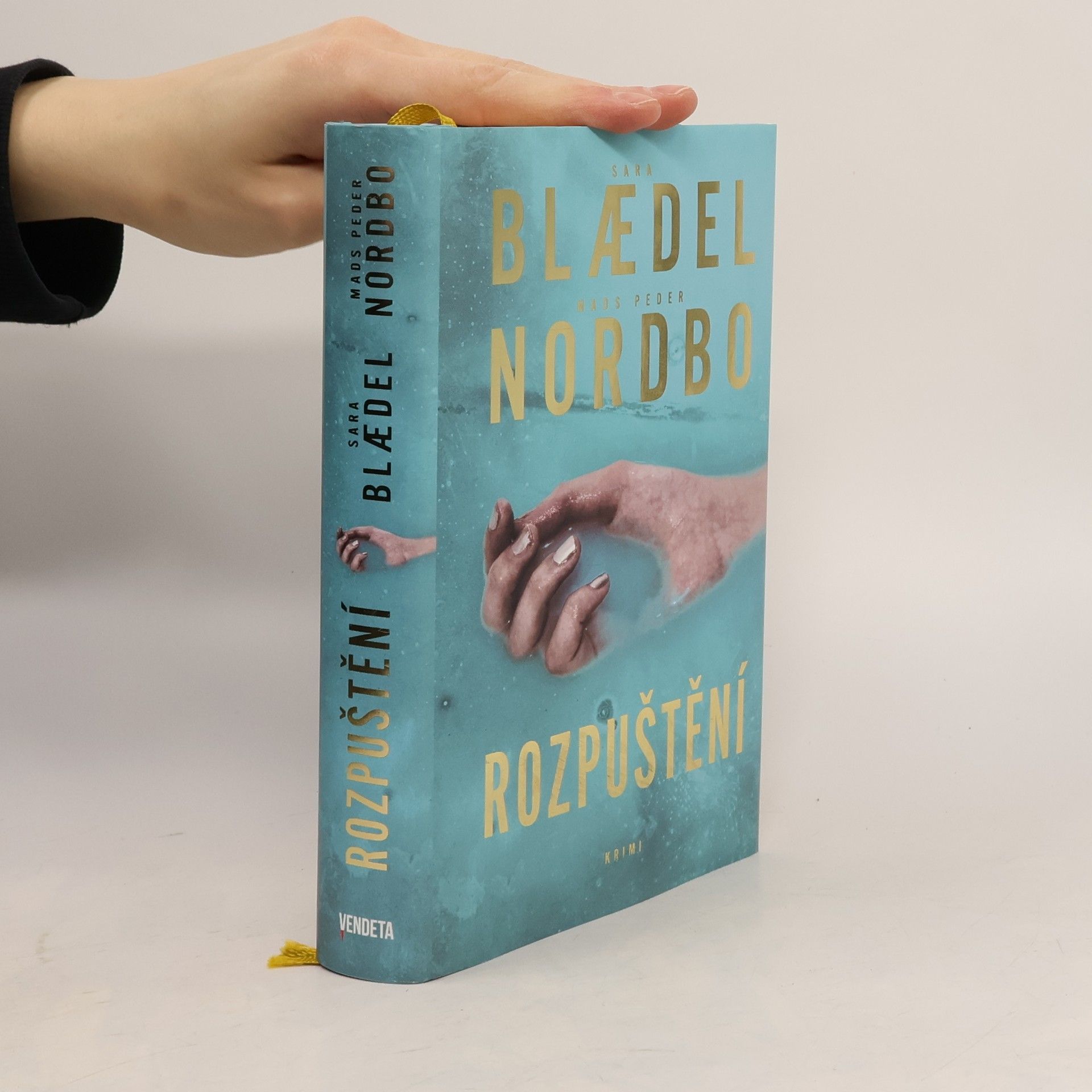 Sara Blædel Rozpuštění