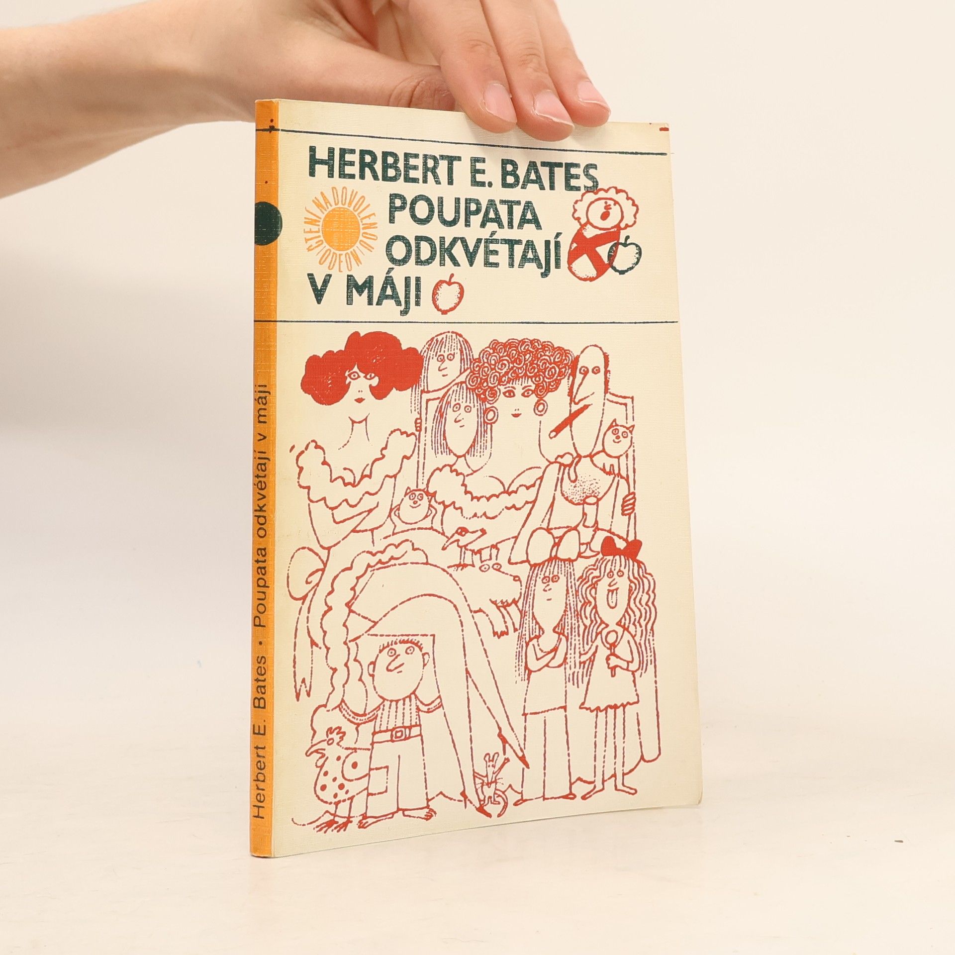 Herbert Ernest Bates Poupata odkvétají v máji