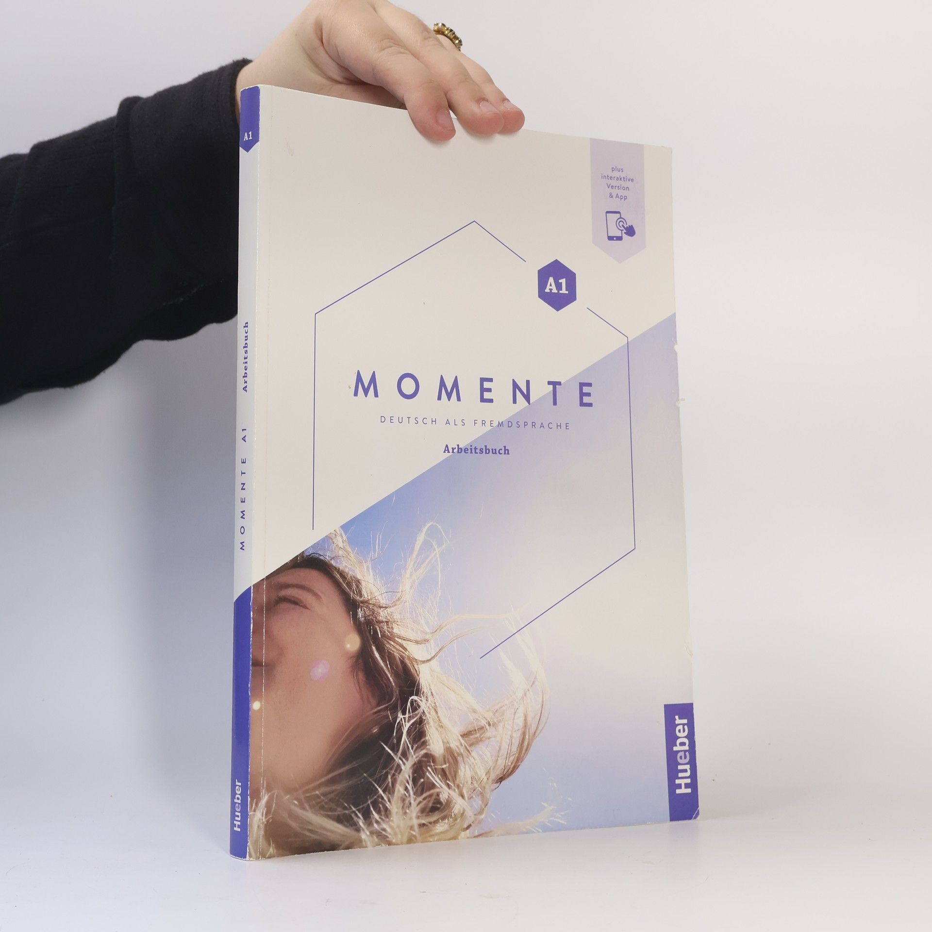 Momente : Deutsch als Fremdsprache. Arbeitsbuch plus interaktive Version