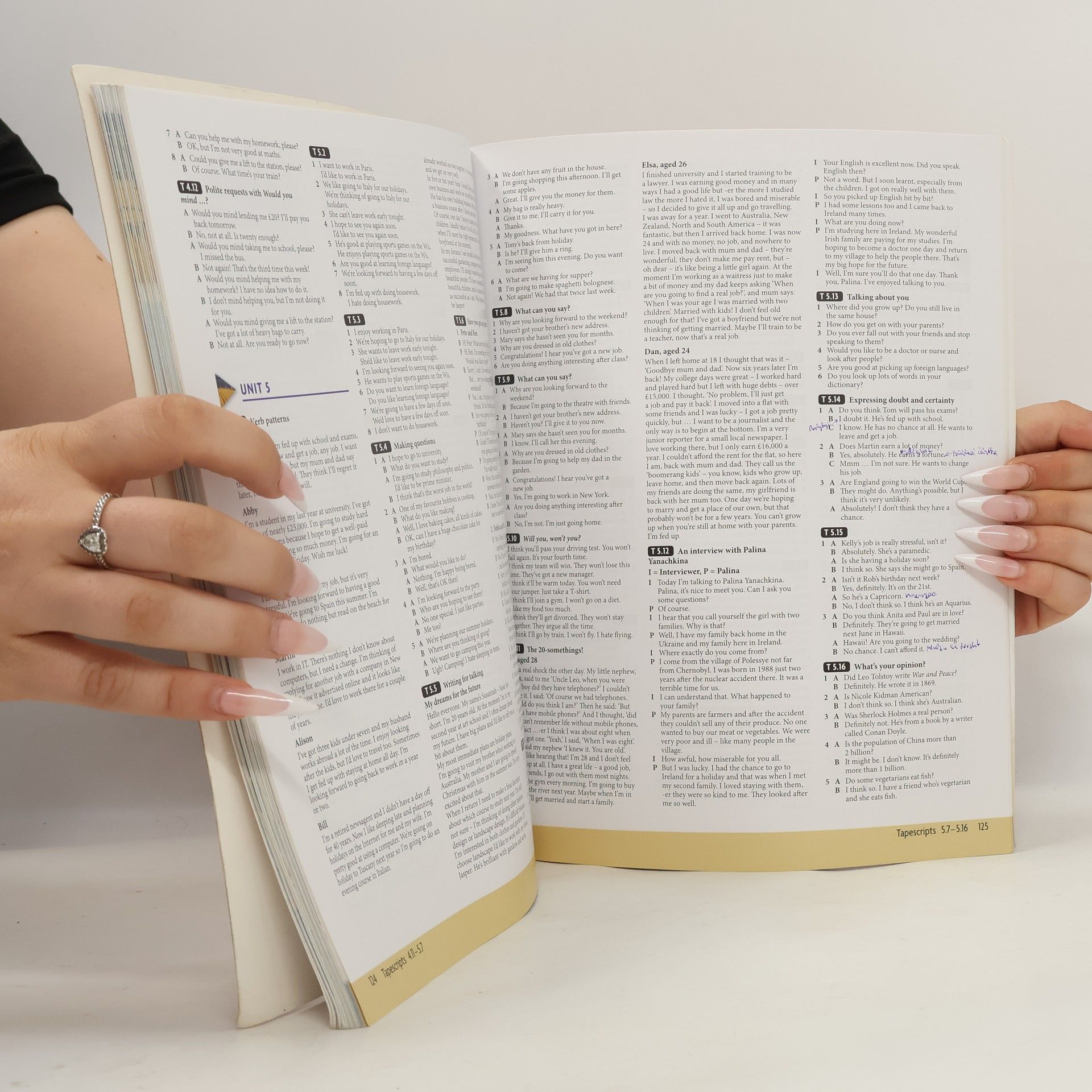 John Soars New Headway pre-intermediate. Student's book