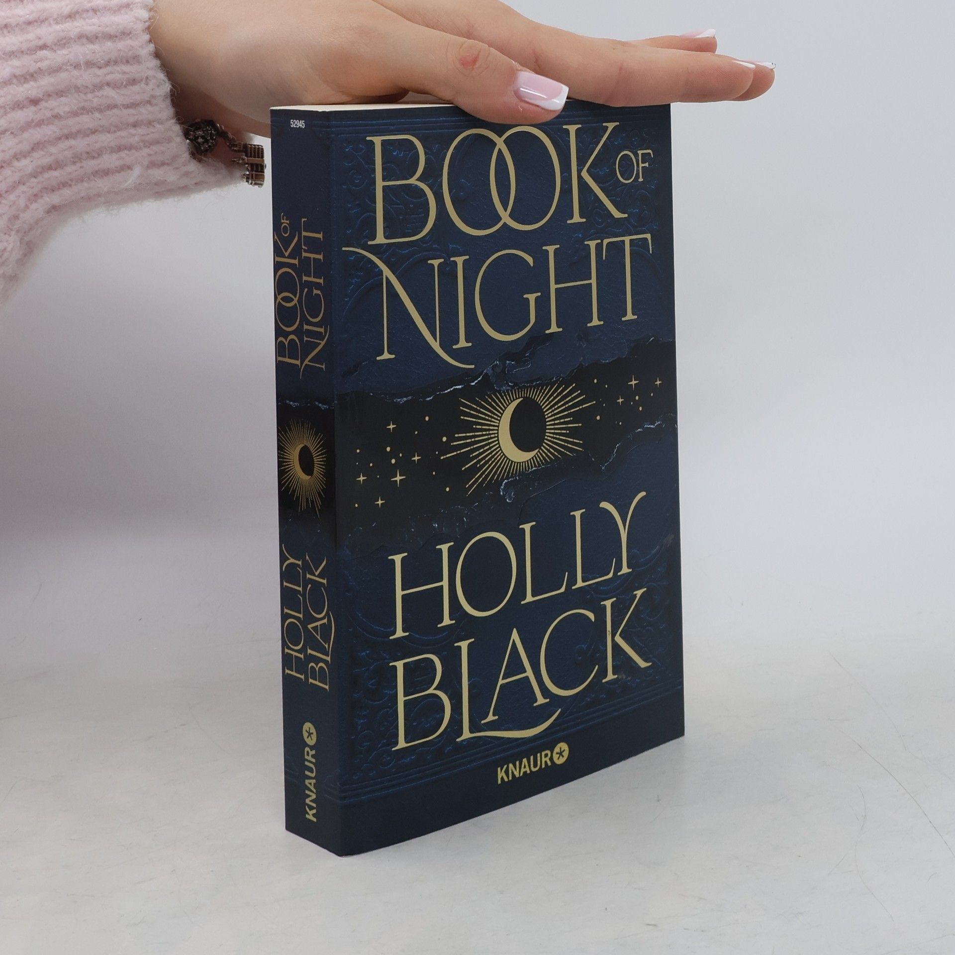 Holly Black Book of Night