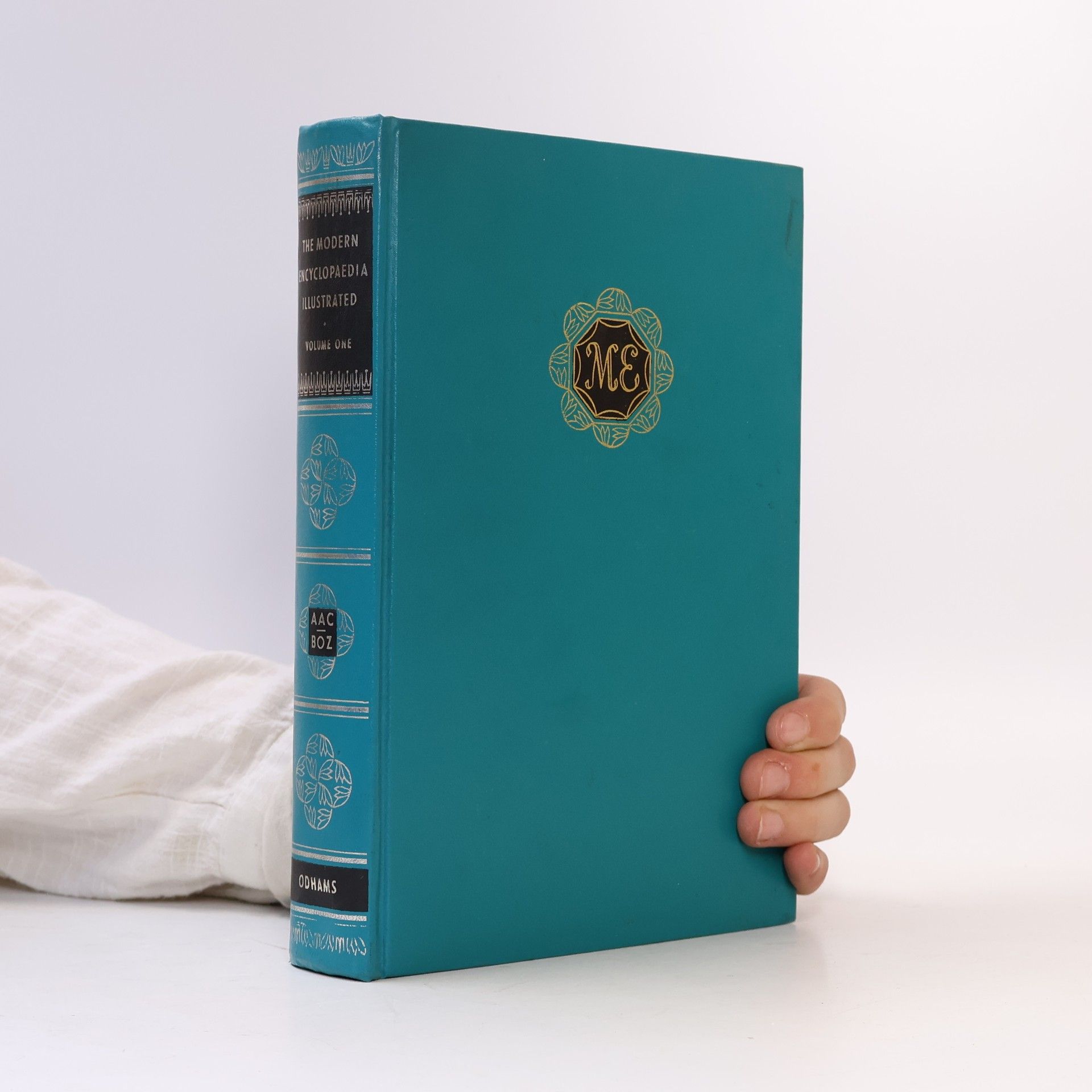 Kolektiv autorů The Modern Encyclopaedia Illustrated. Volume I.