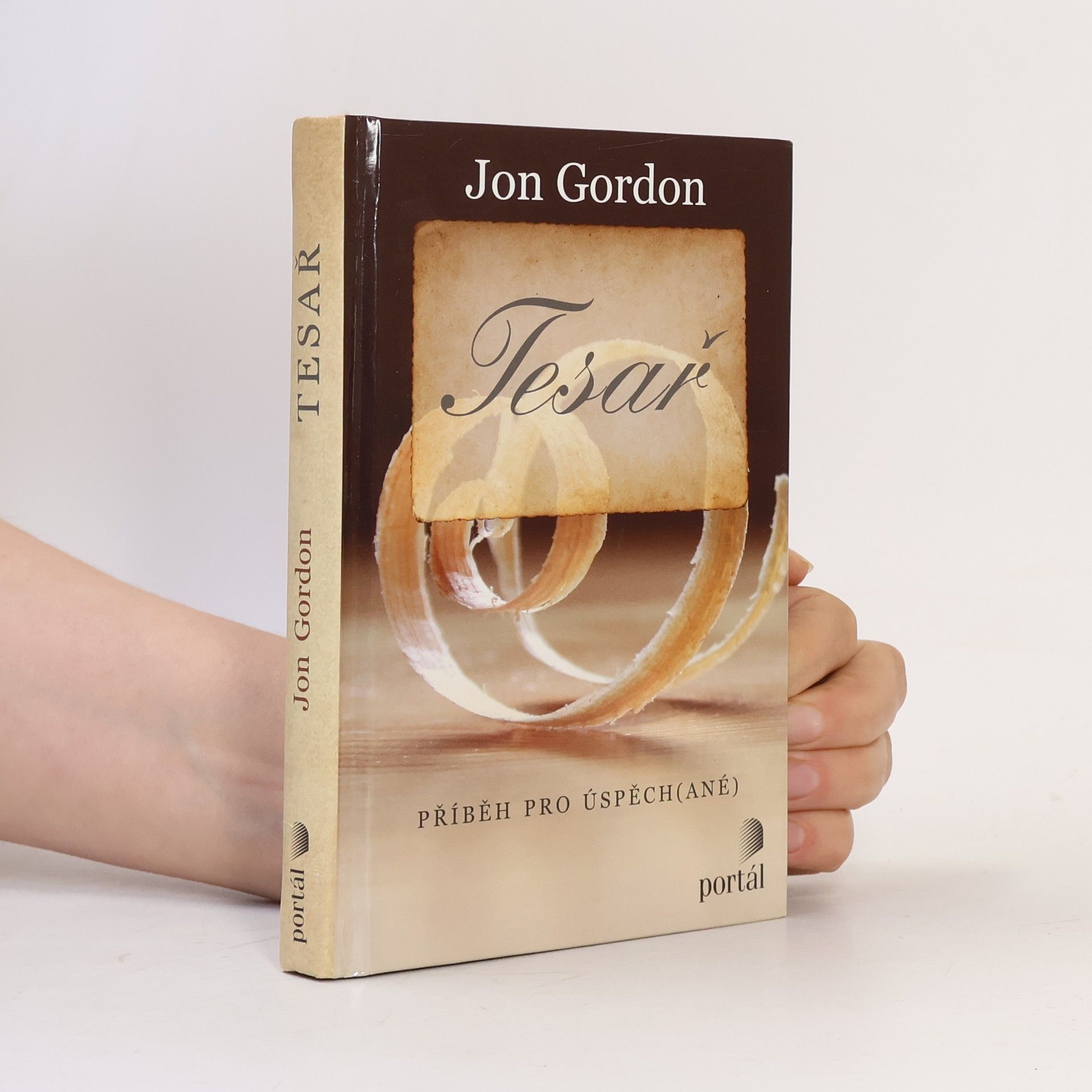 Jon Gordon Tesař