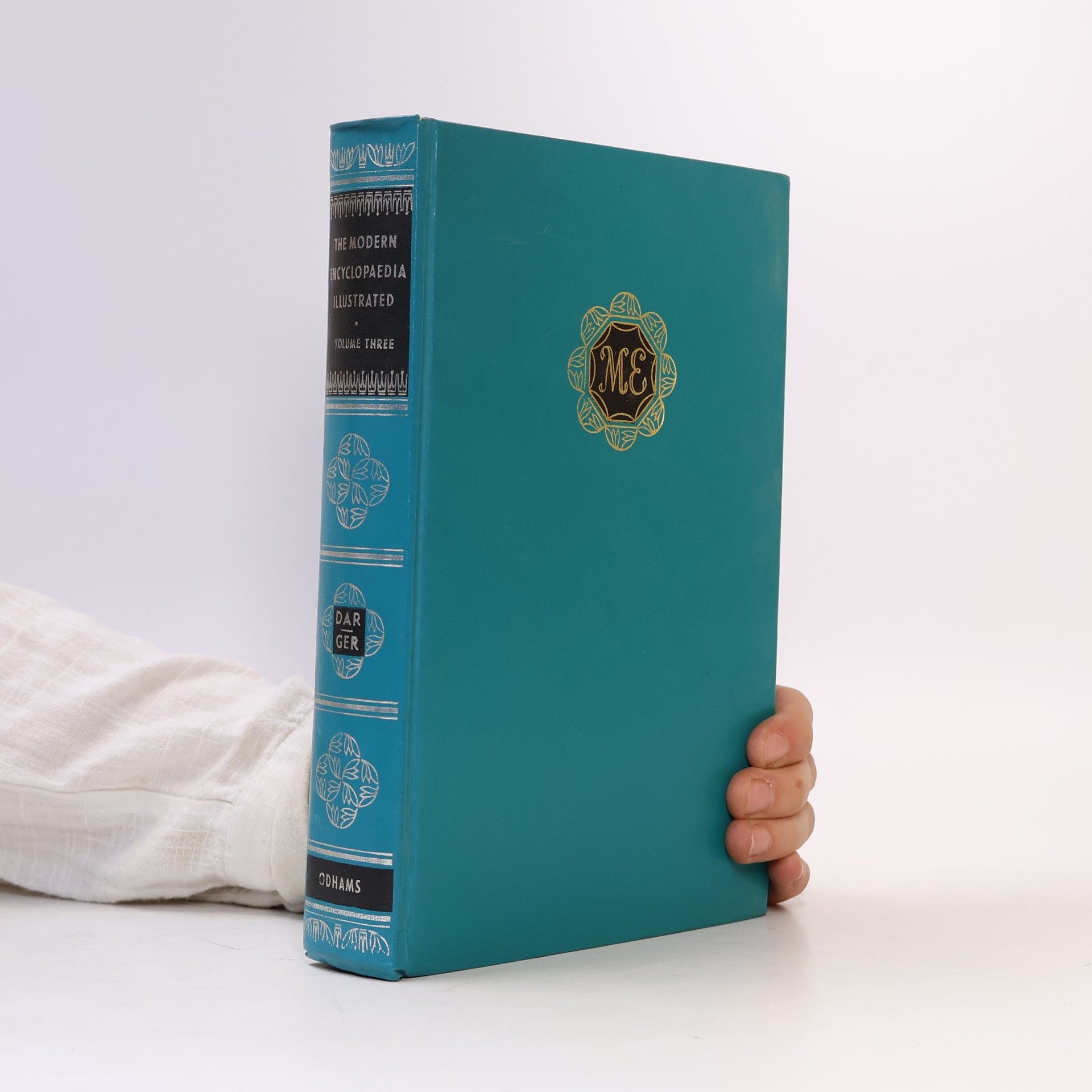 AA.VV. The modern Encyclopedia Illustrated. Volume Three