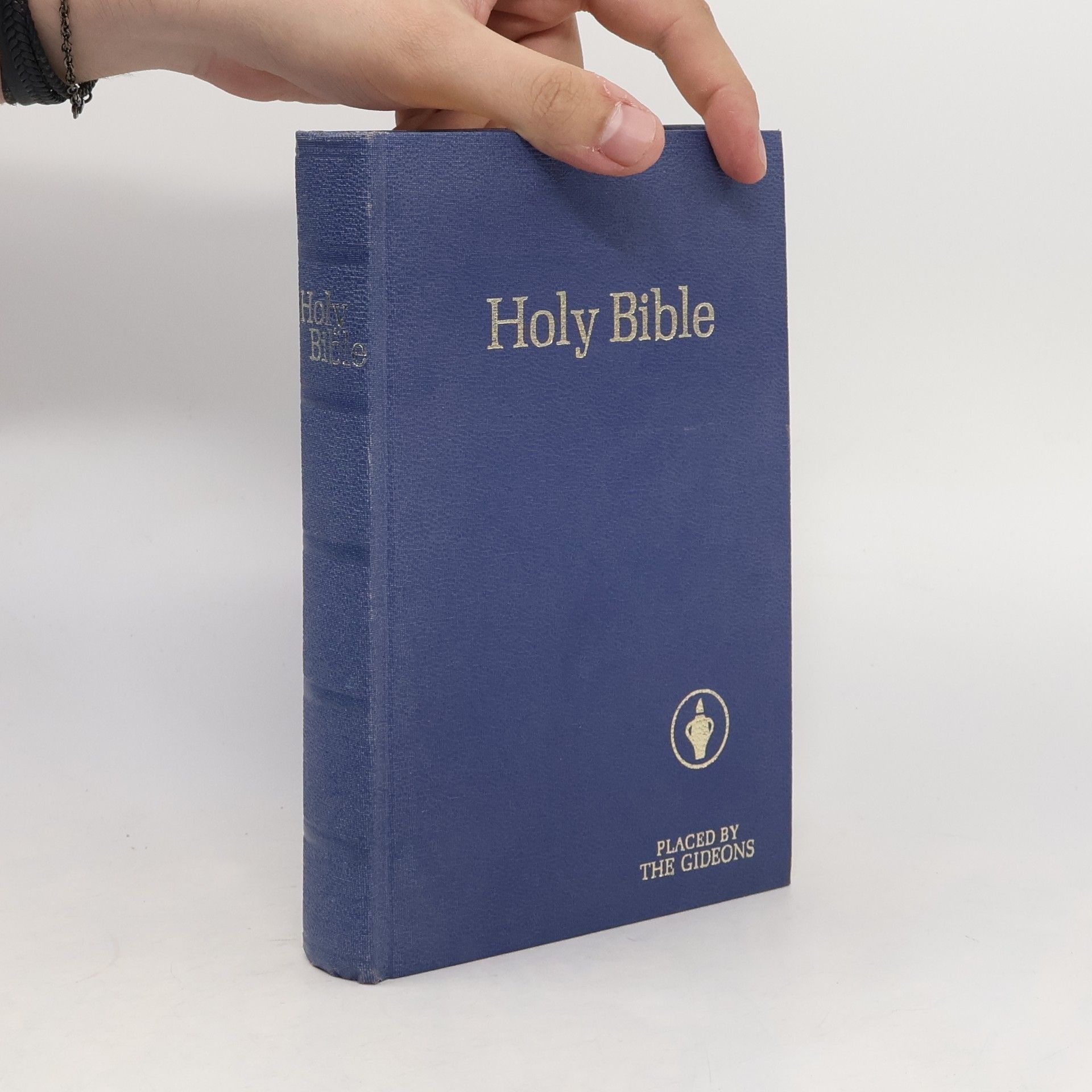 Autores varios Holy Bible
