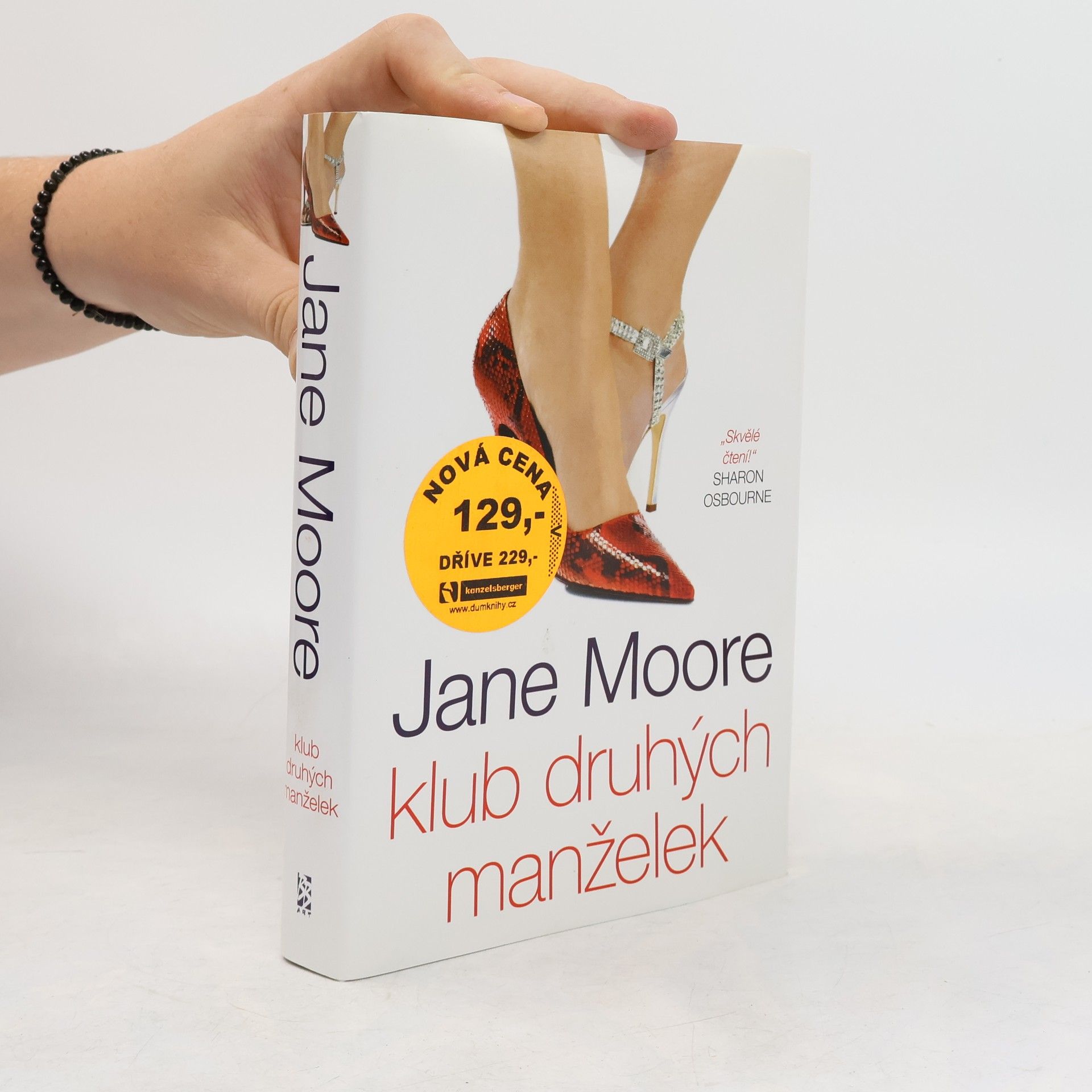 Jane Moore Klub druhých manželek