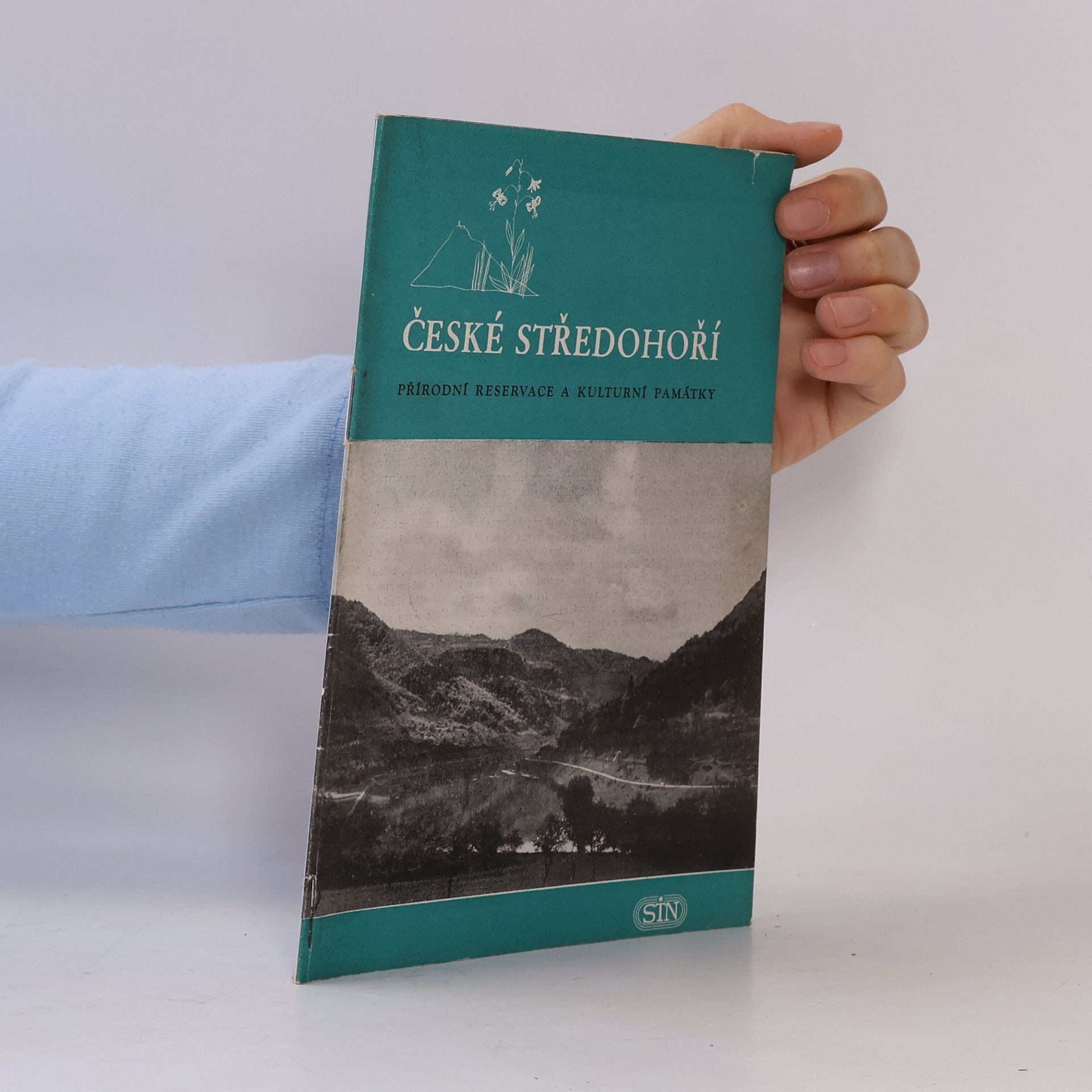 Autores varios České středohoří