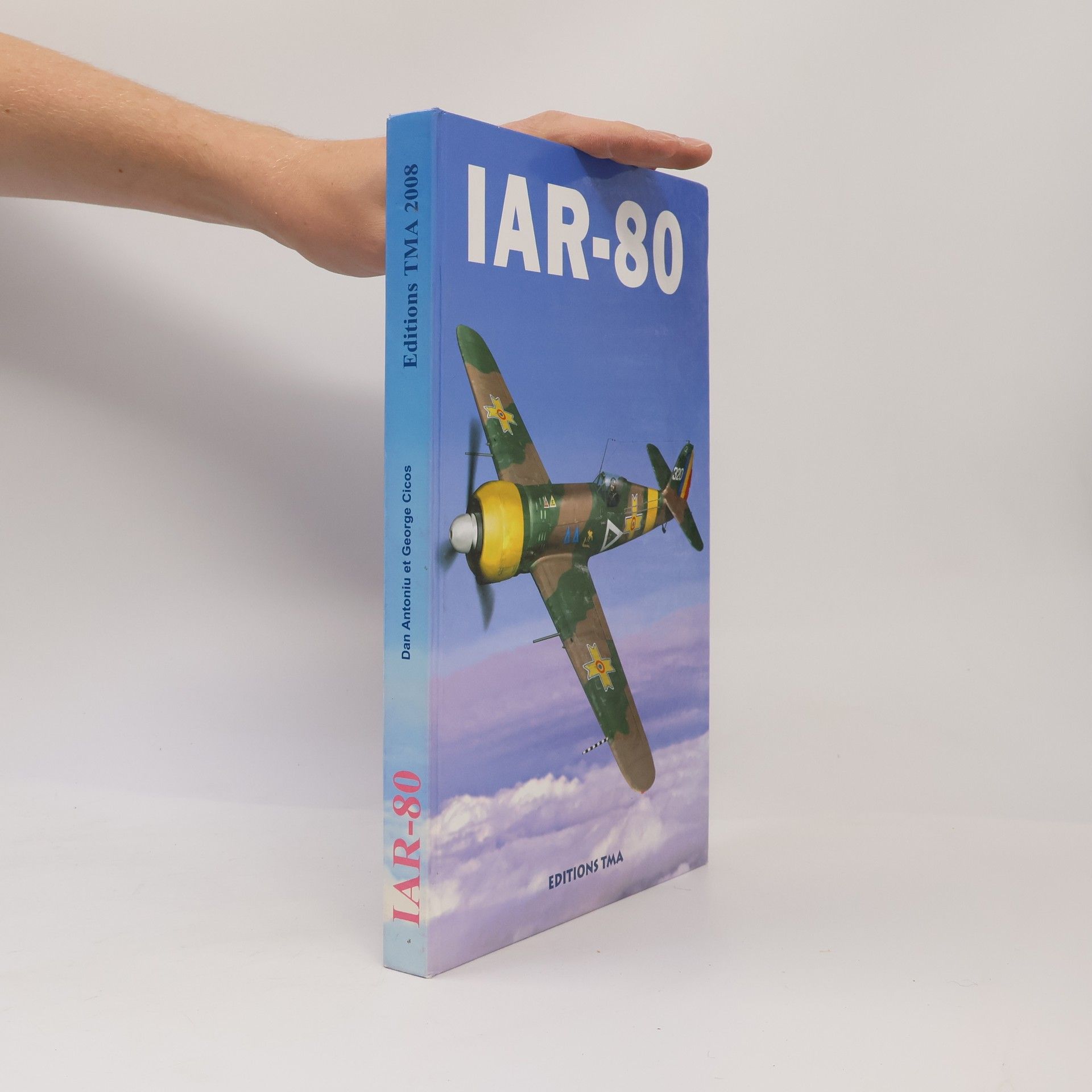 IAR-80