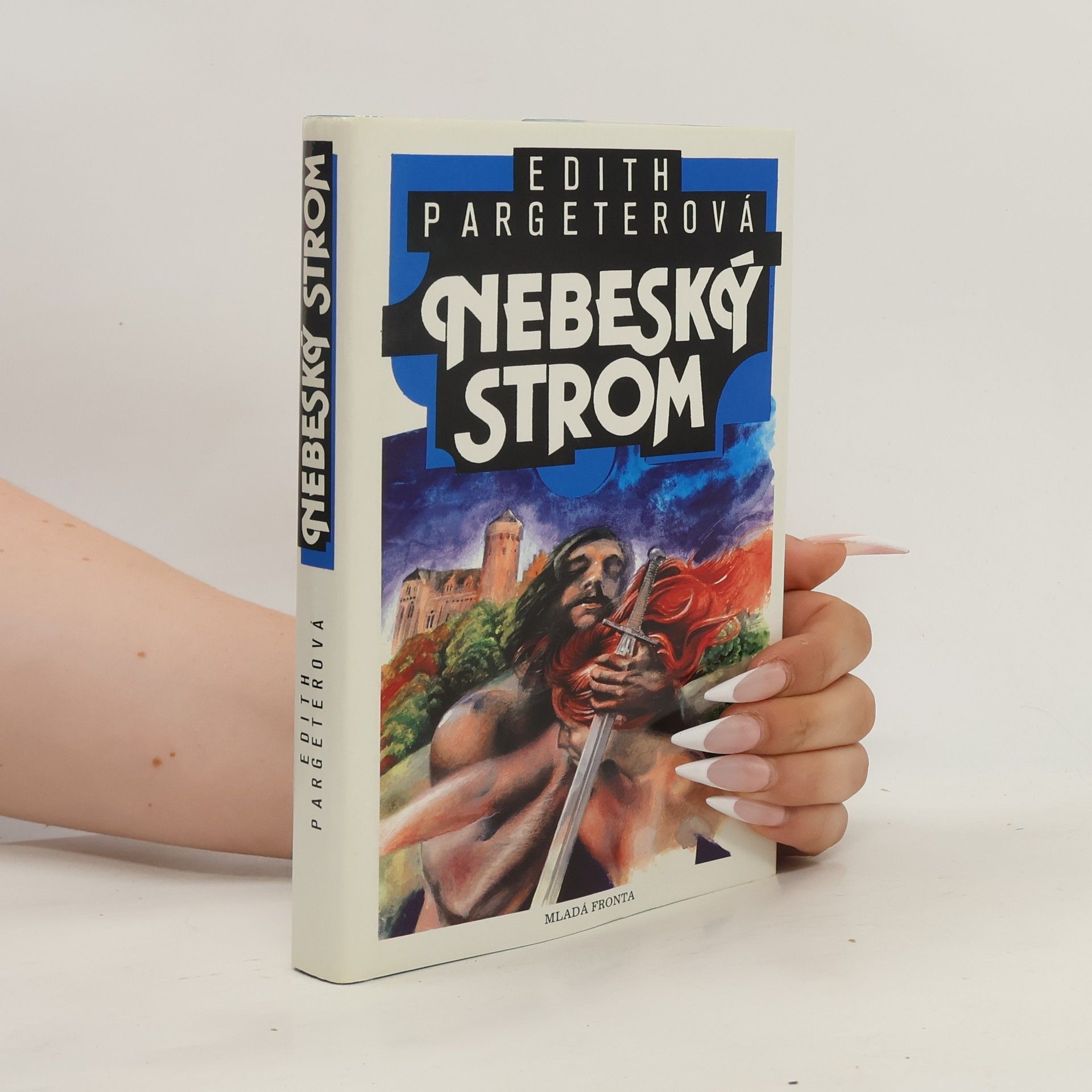 Edith Pargeter Nebeský strom