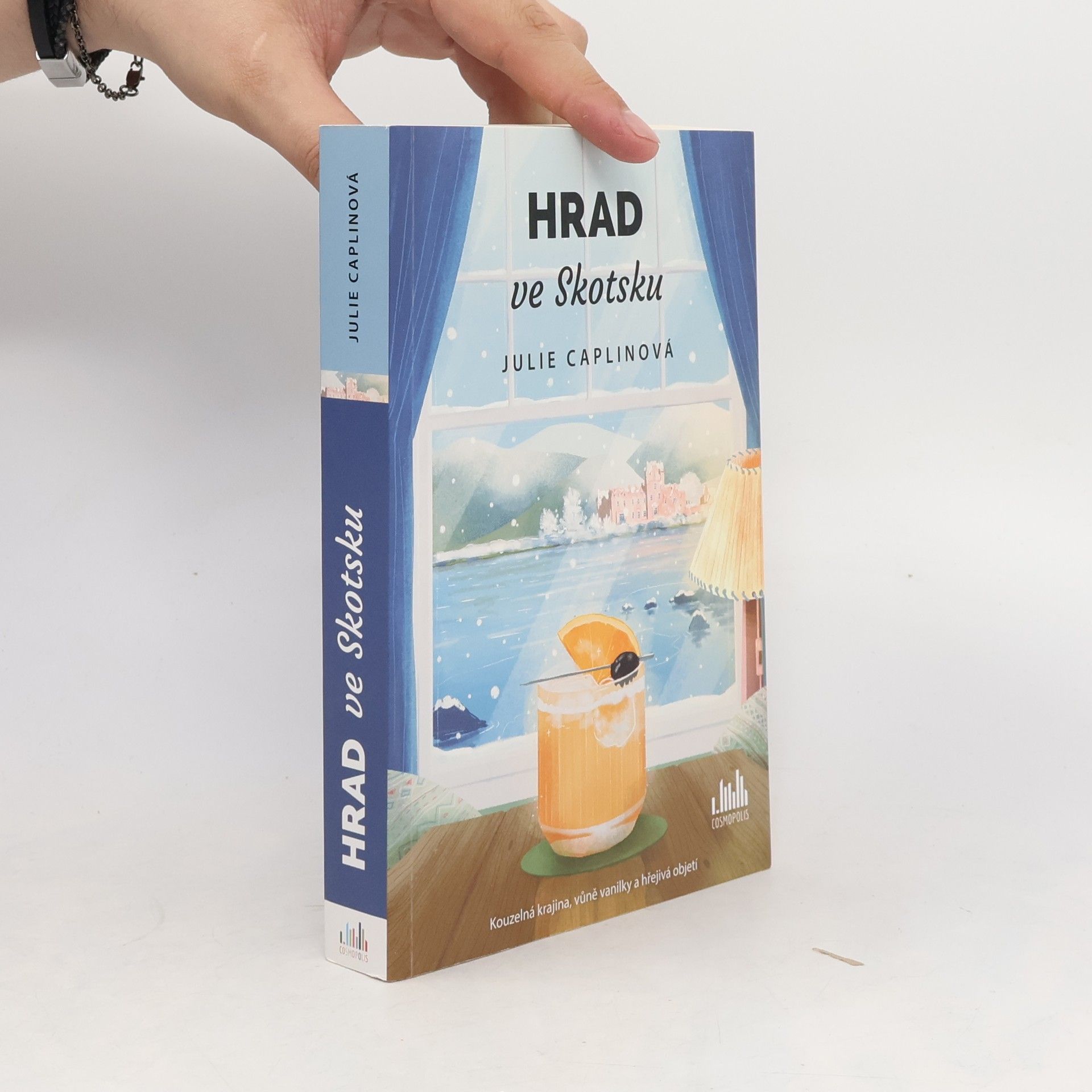 Julie Caplinová Hrad ve Skotsku