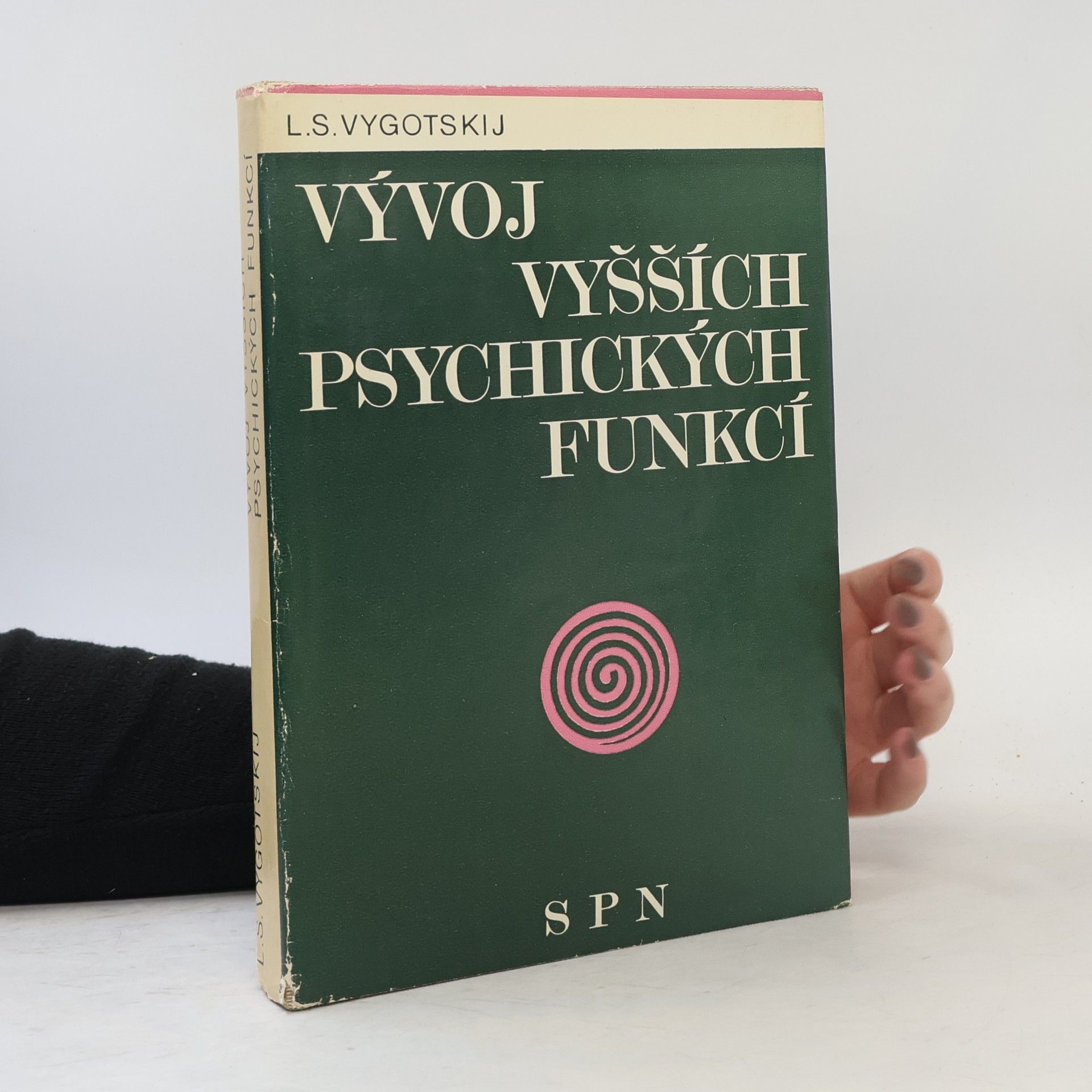 L. S. Vygotskij Vývoj vyšších psychických funkcí