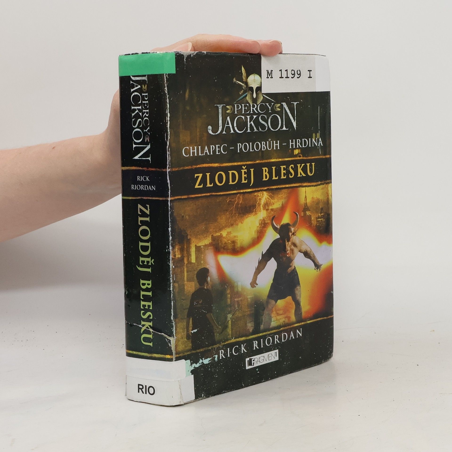 Rick Riordan Percy Jackson. Zloděj blesku