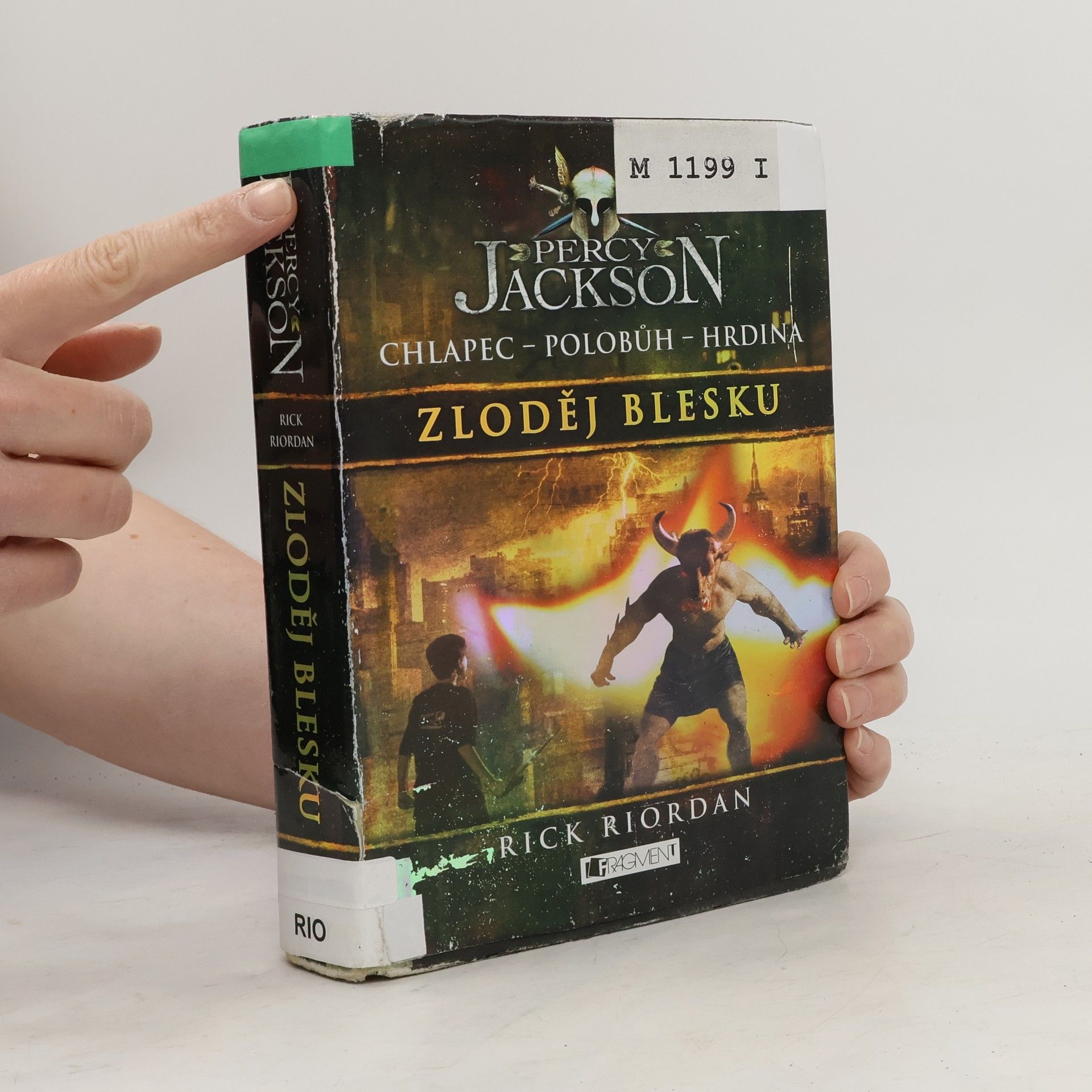 Rick Riordan Percy Jackson. Zloděj blesku