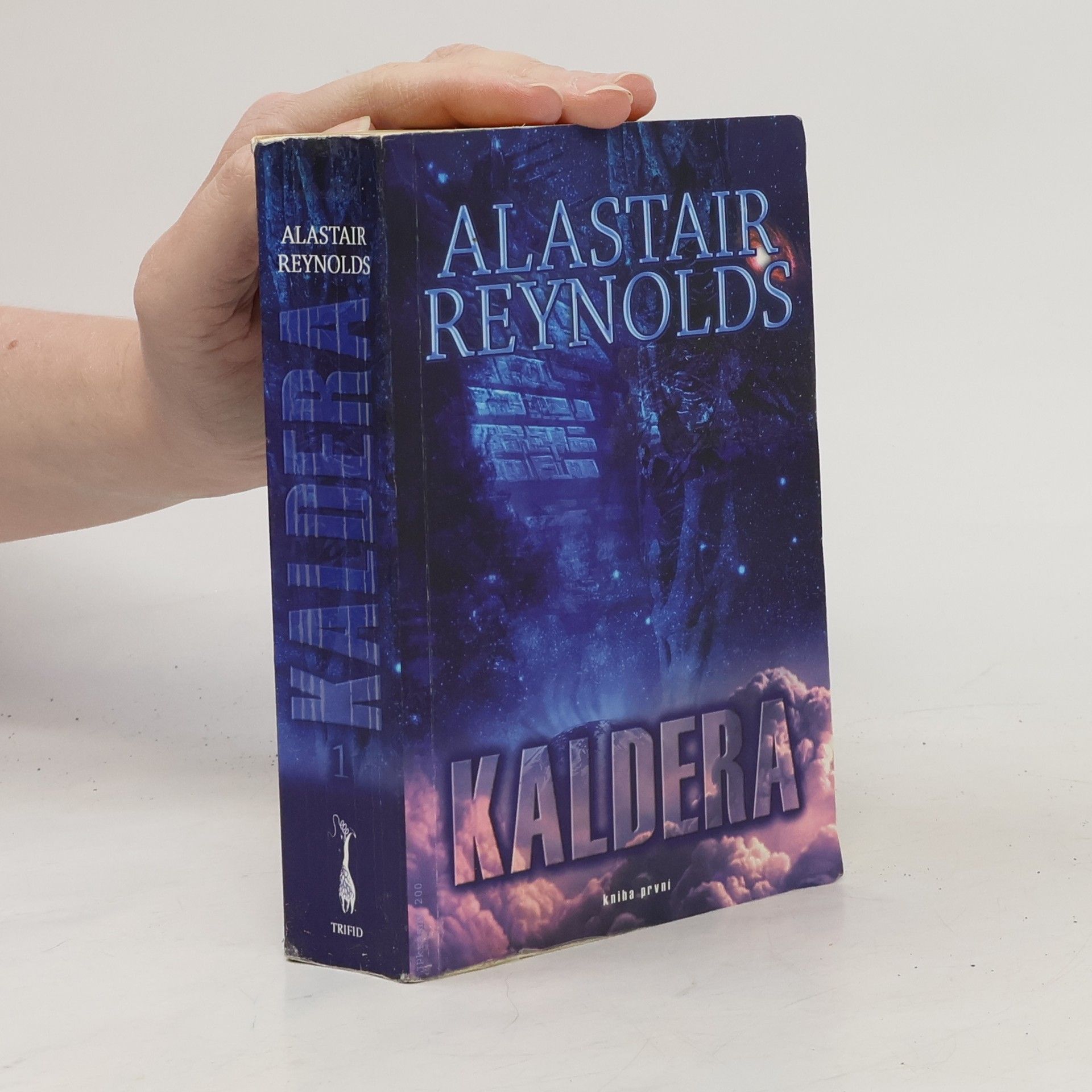 Alastair Reynolds Kaldera. Kniha první