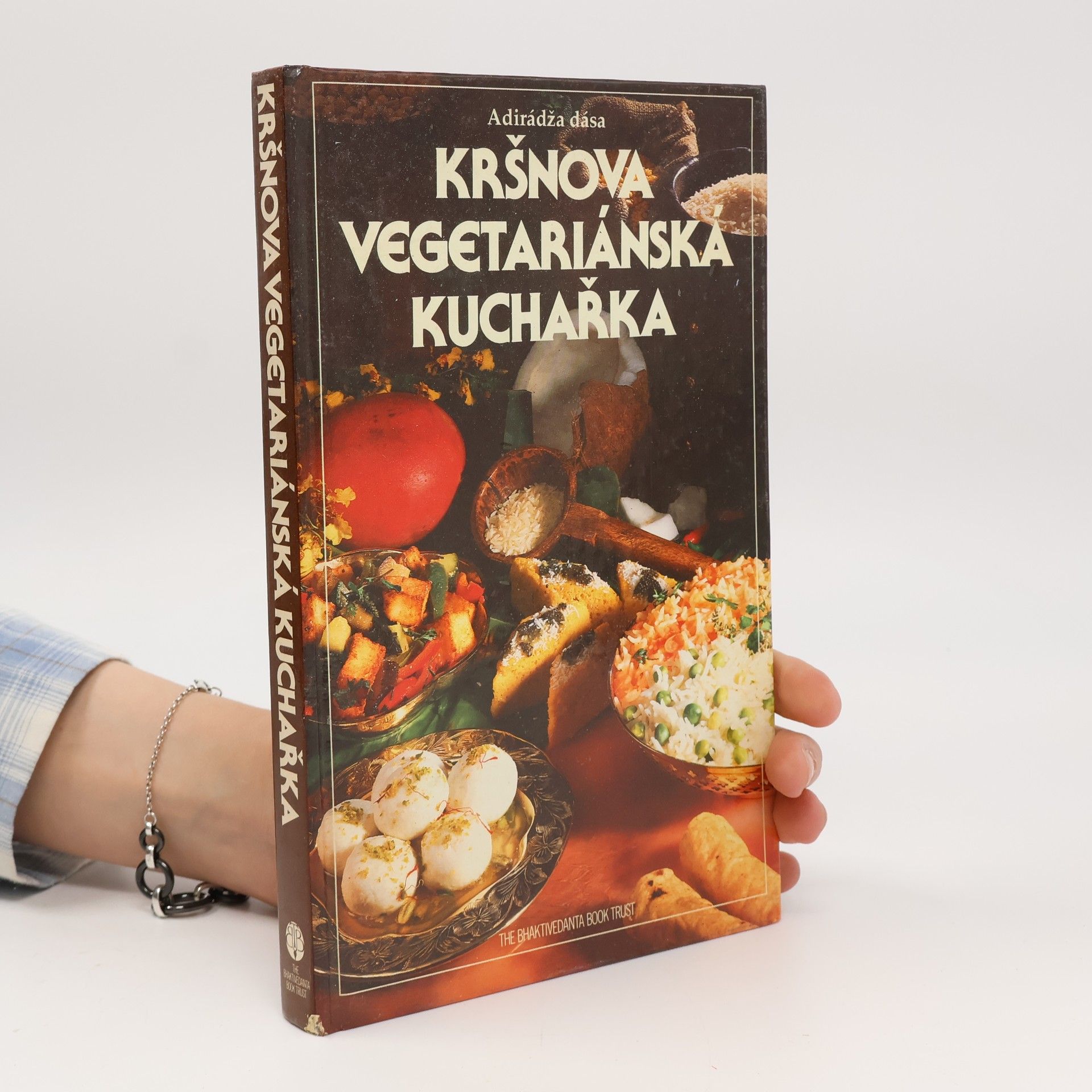 Adirádža dása Kršnova vegetariánská kuchařka