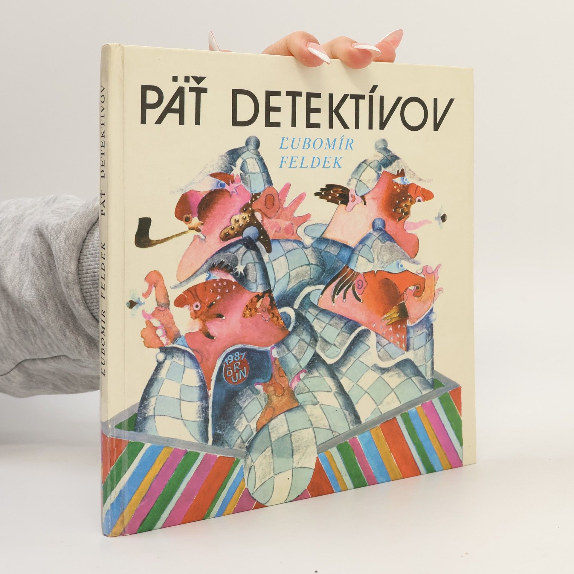 Päť detektívov