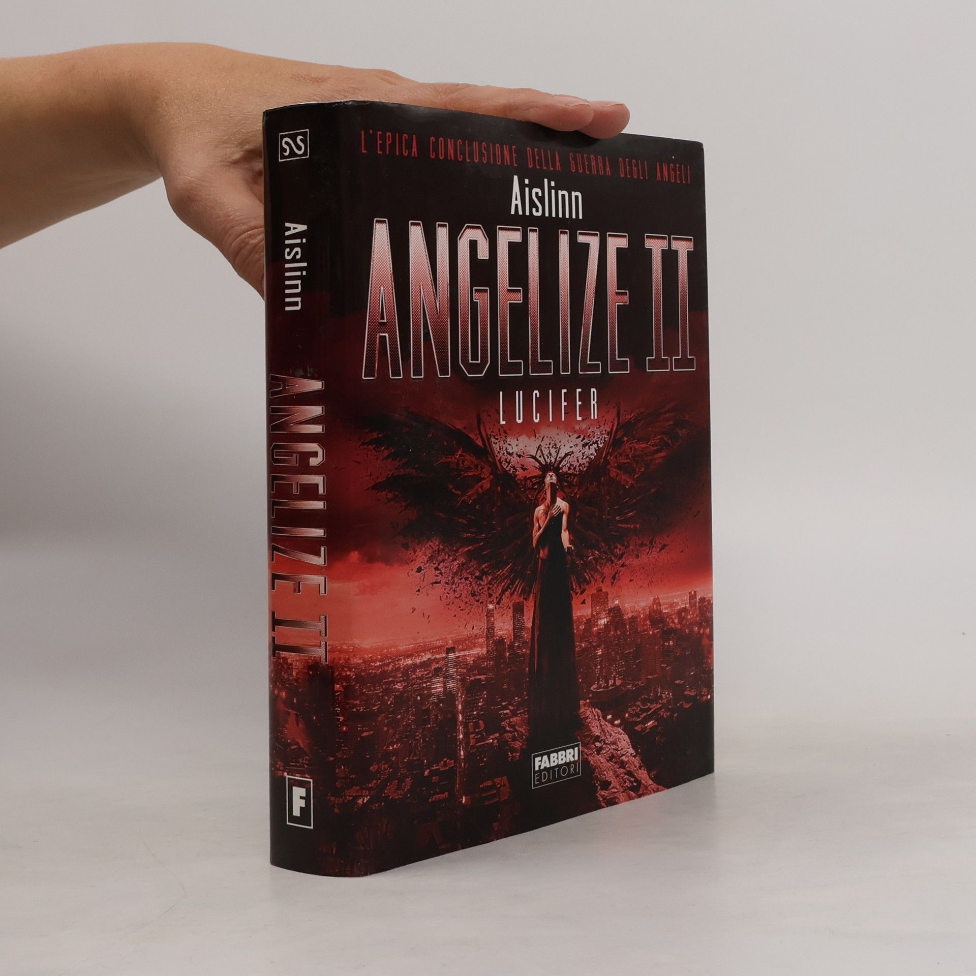 Aislinn Lucifer. Angelize