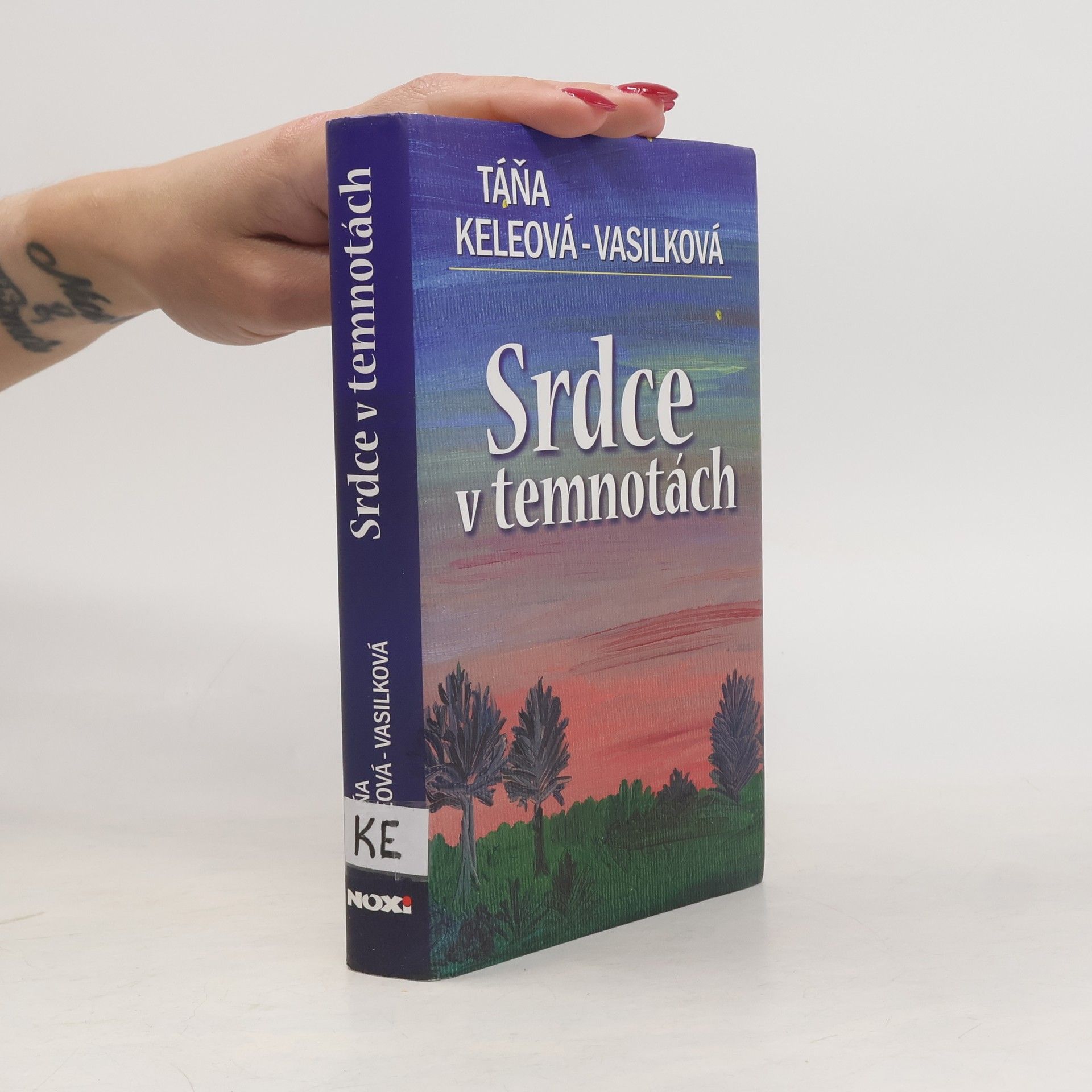 Táňa Keleová Vasilková Srdce v temnotách
