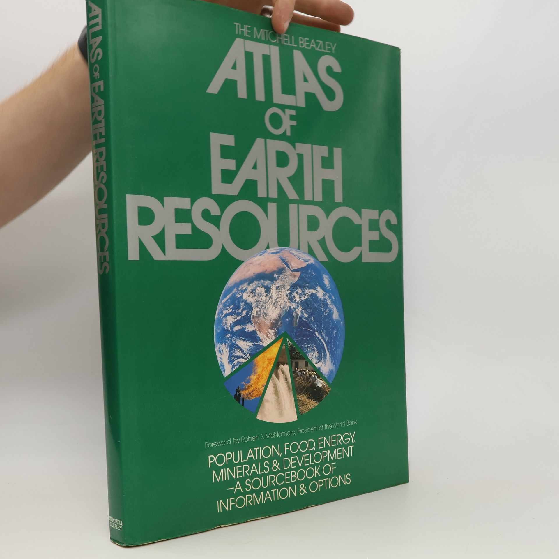 Pat Gilliland The Mitchell Beazley Atlas of Earth Resources